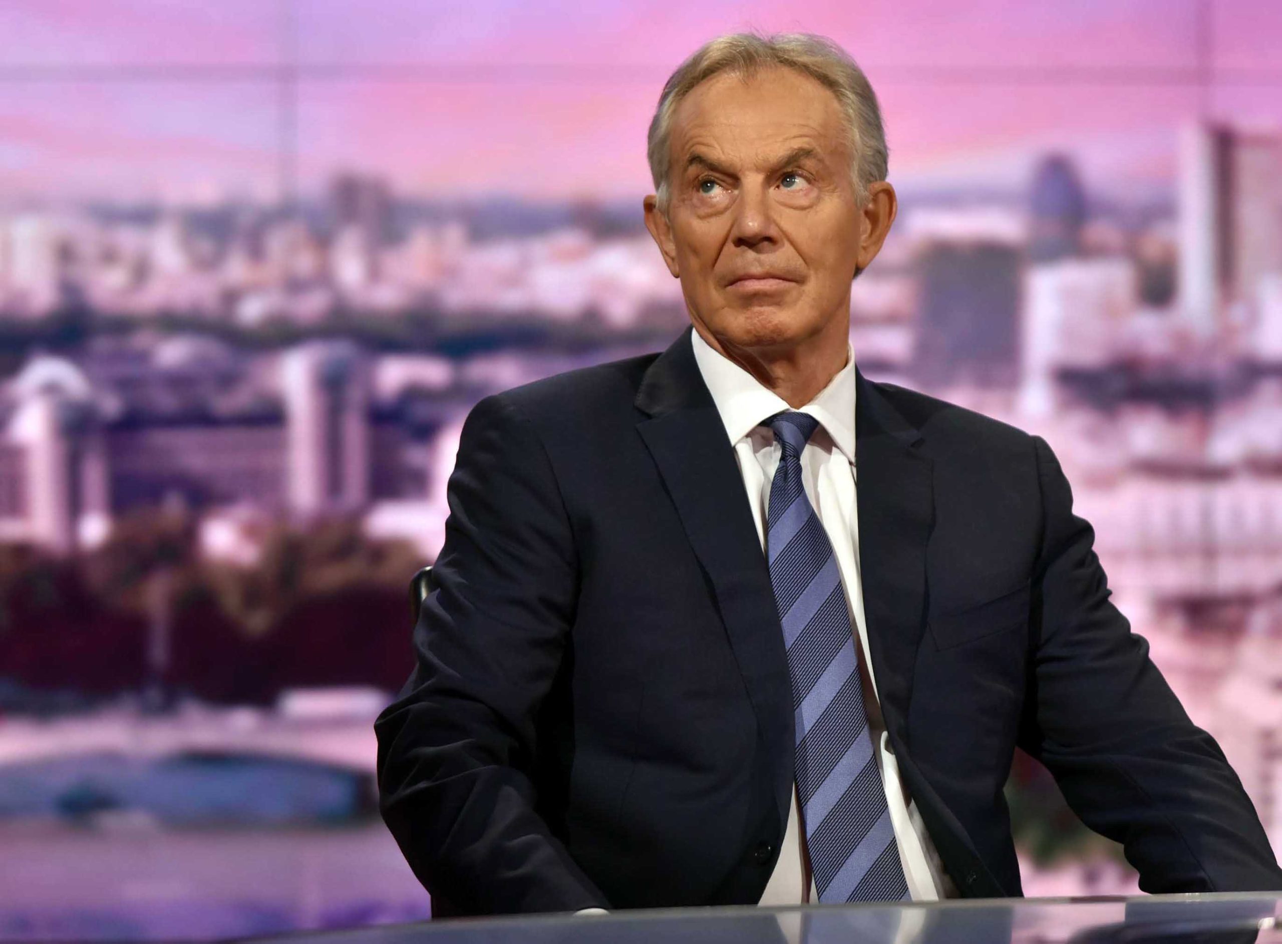 Tony Blair defende permanência do Reino Unido na UE mas com novas regras para imigração