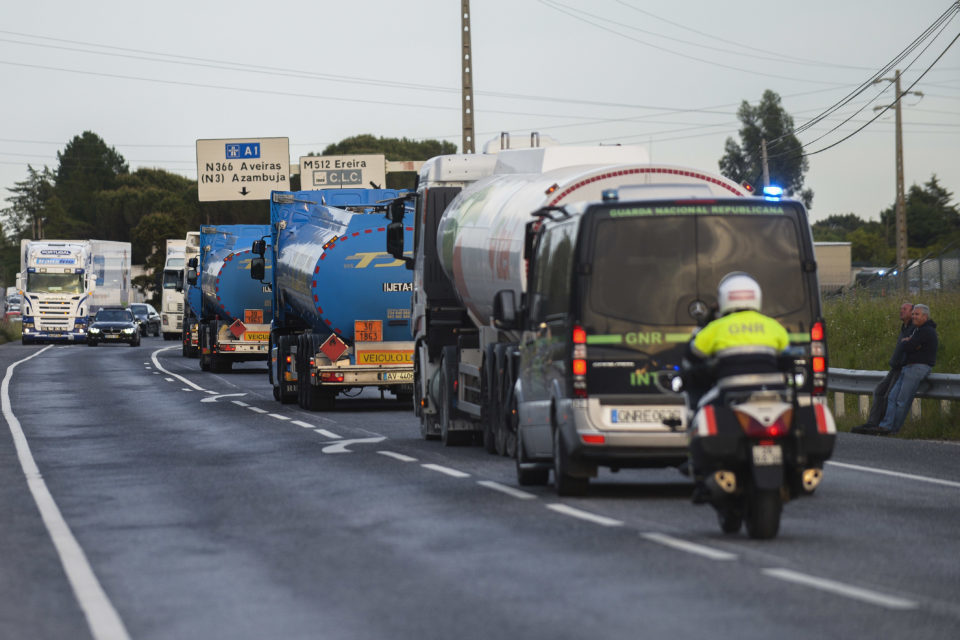 Motoristas: Acordo-quadro põe fim às cargas e descargas não obrigatórias