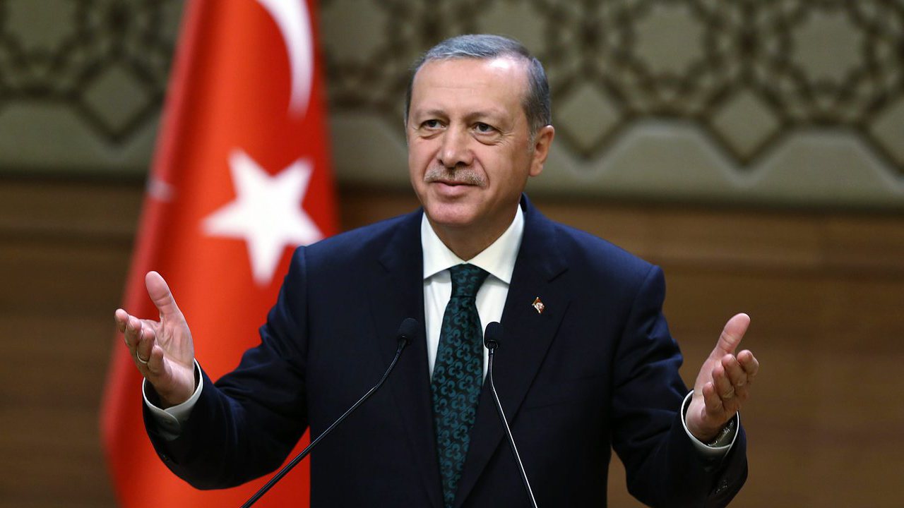 Erdogan classifica golpe de “traição” e promete “limpeza” nas forças armadas