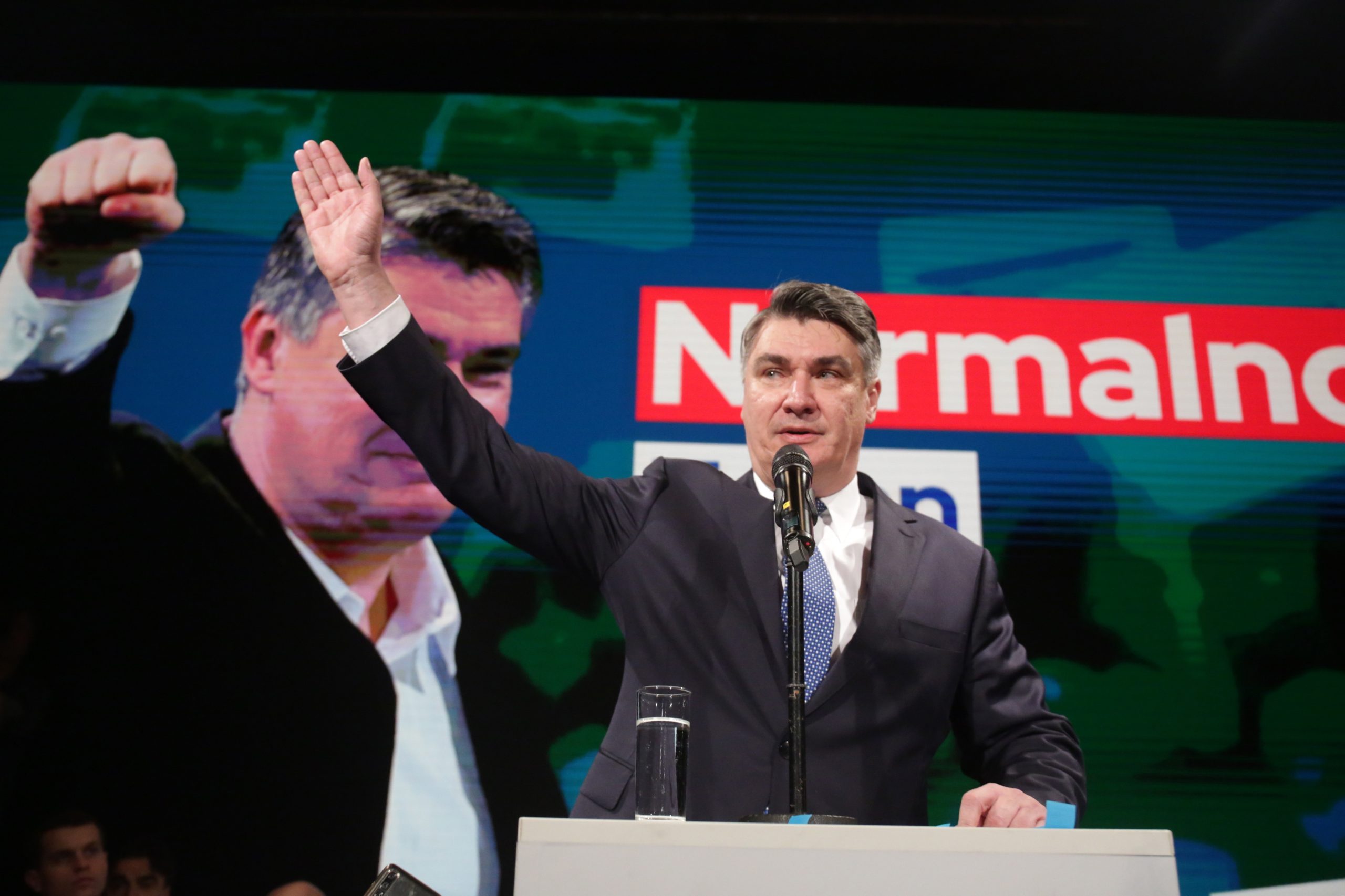 Zoran Milanovic será o próximo Presidente da Croácia, apontam projeções eleitorais