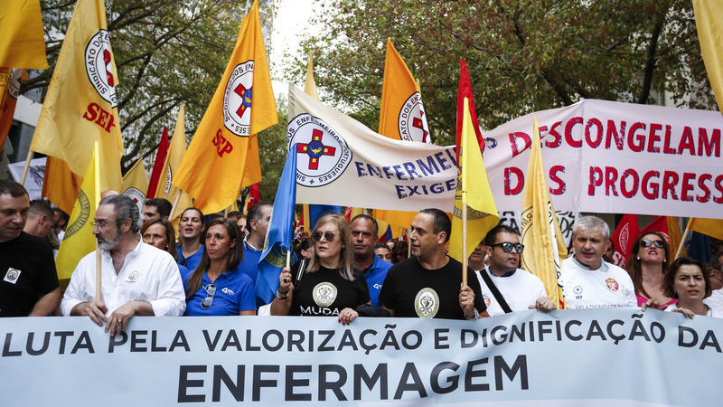 Sindicato de enfermeiros anuncia greve geral em abril