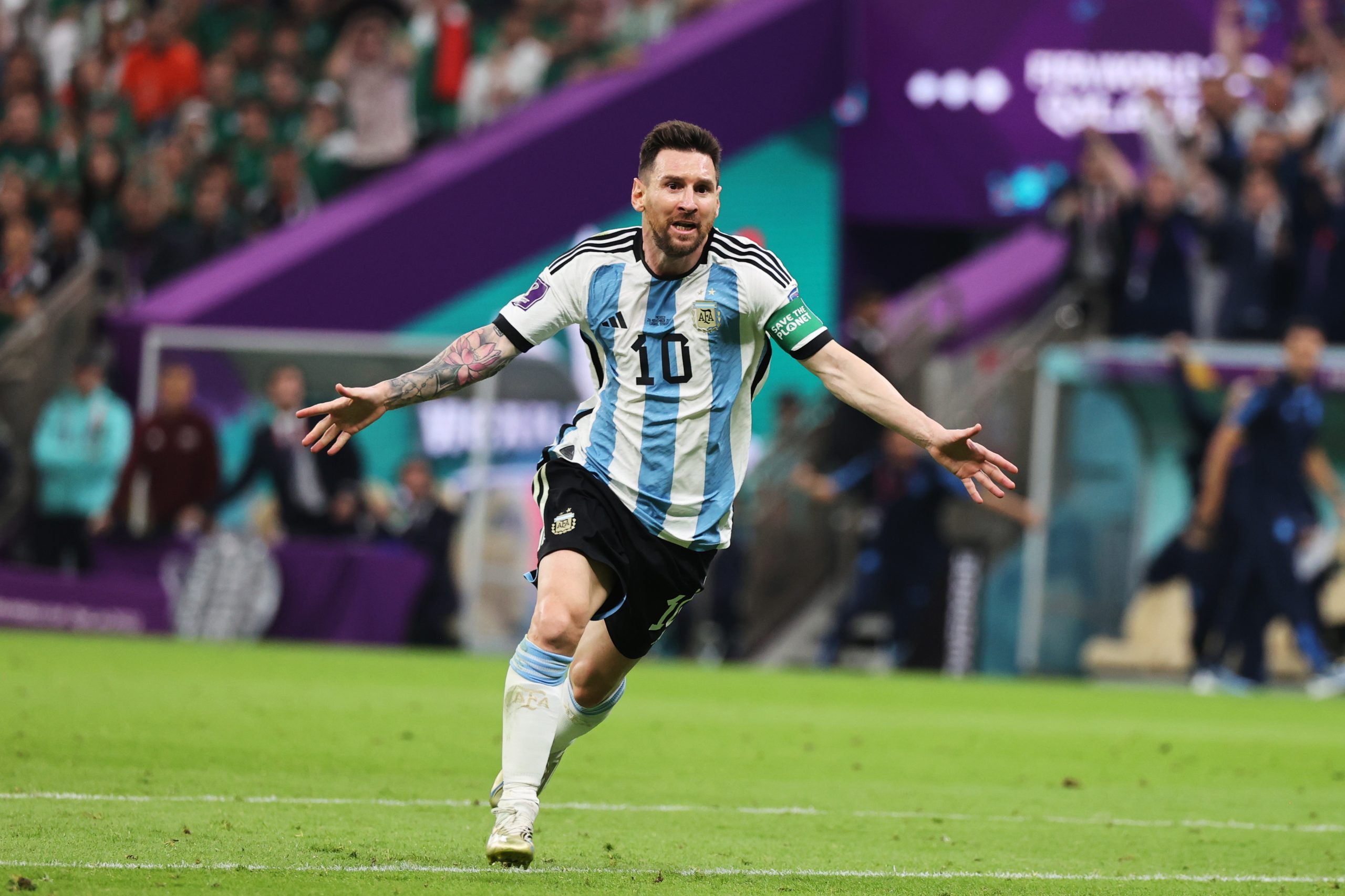 Mundial2022: Golos de Messi e Enzo Fernández dão os primeiros três pontos à Argentina