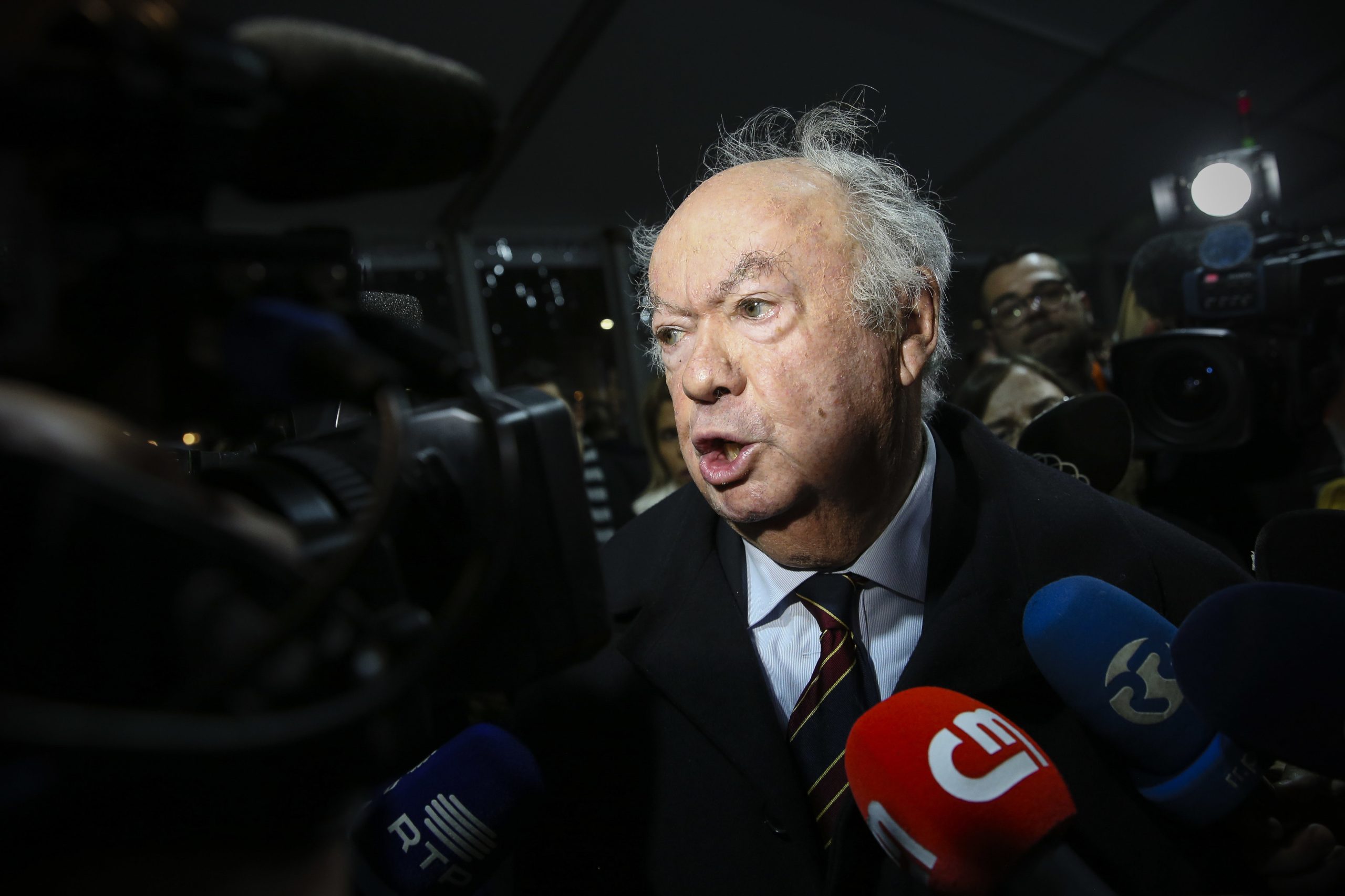Alberto João Jardim alerta que PSD nacional tem de mudar. “Acordem!”