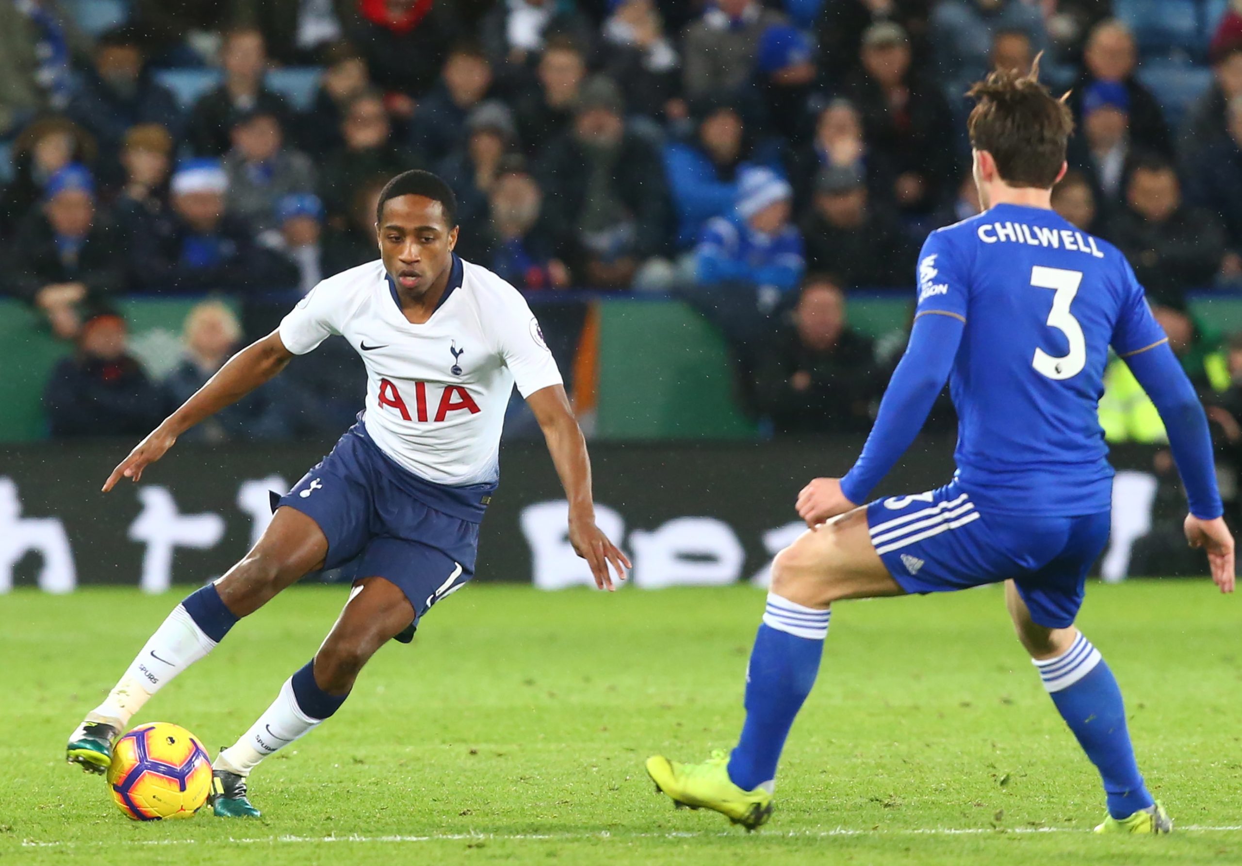 José Mourinho empresta lateral Kyle Walker-Peters ao Southampton
