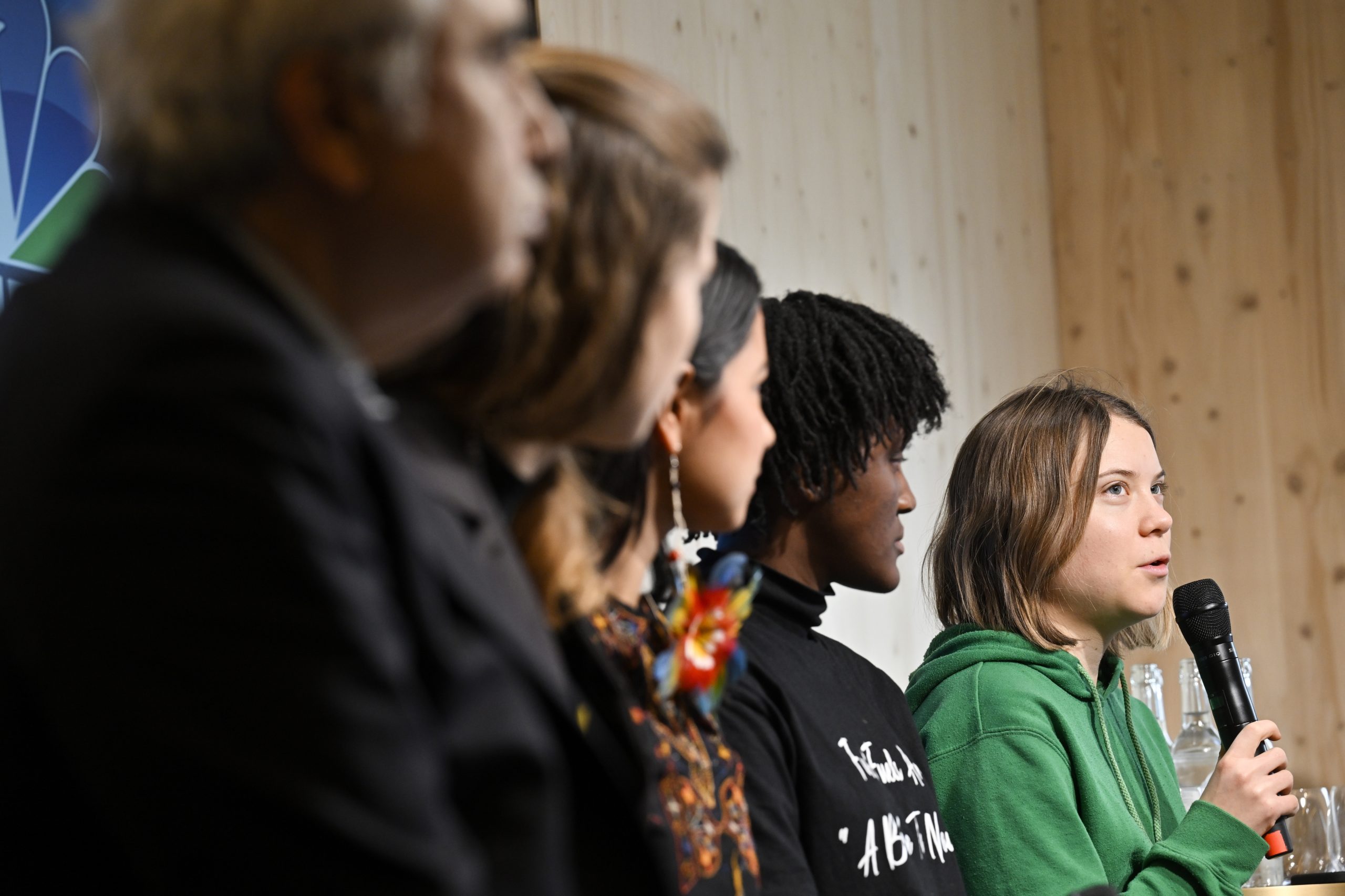 Greta Thunberg diz que pessoas reunidas em Davos são as que “mais alimentam a destruição do planeta”
