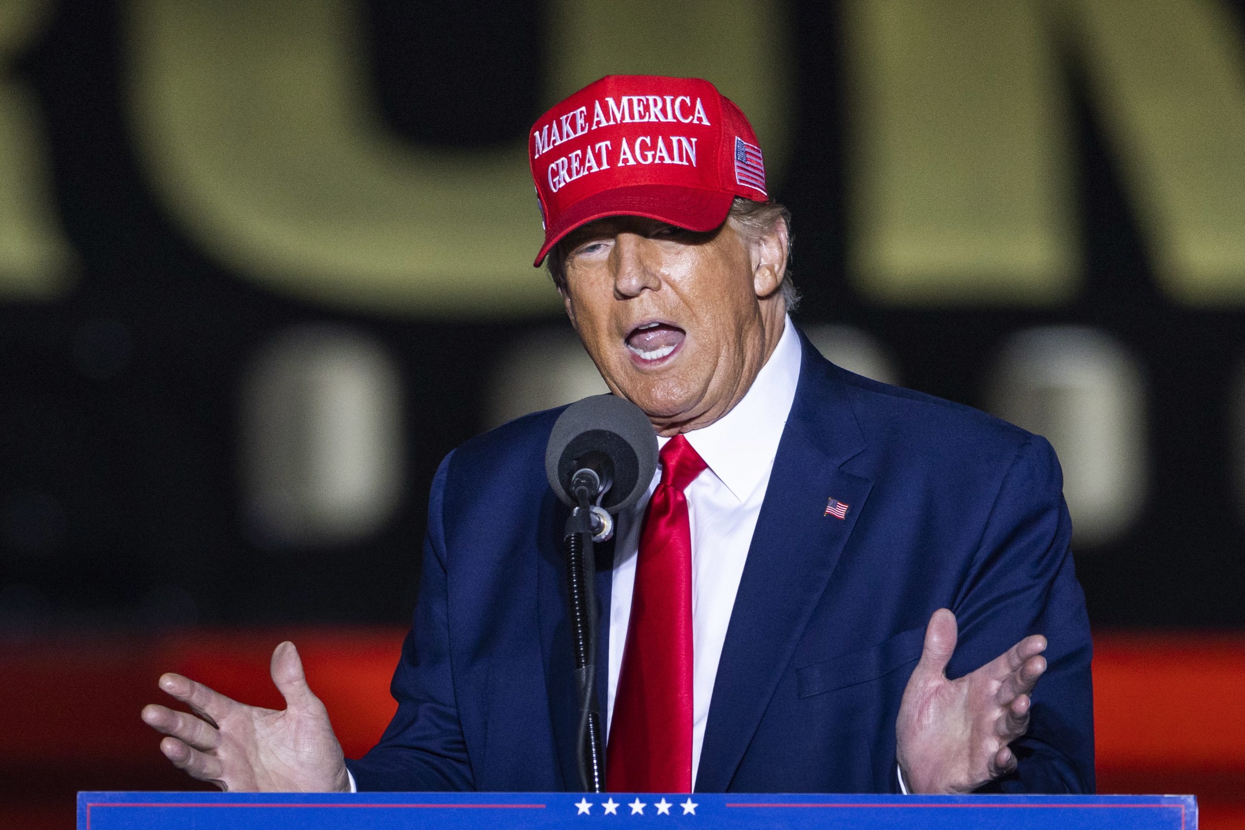 Trump Organization multada em 1,48 milhões de euros por fraude fiscal