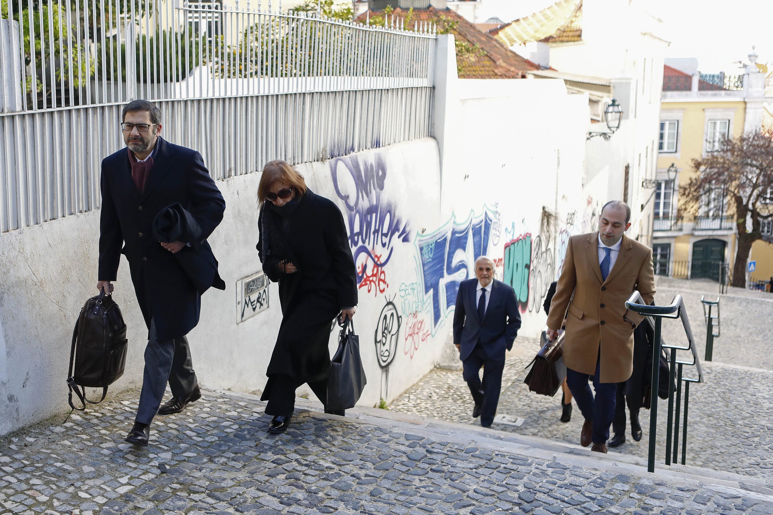 Operação Lex: Supremo revogou suspensão de funções a Fátima Galante, defesa foi notificada