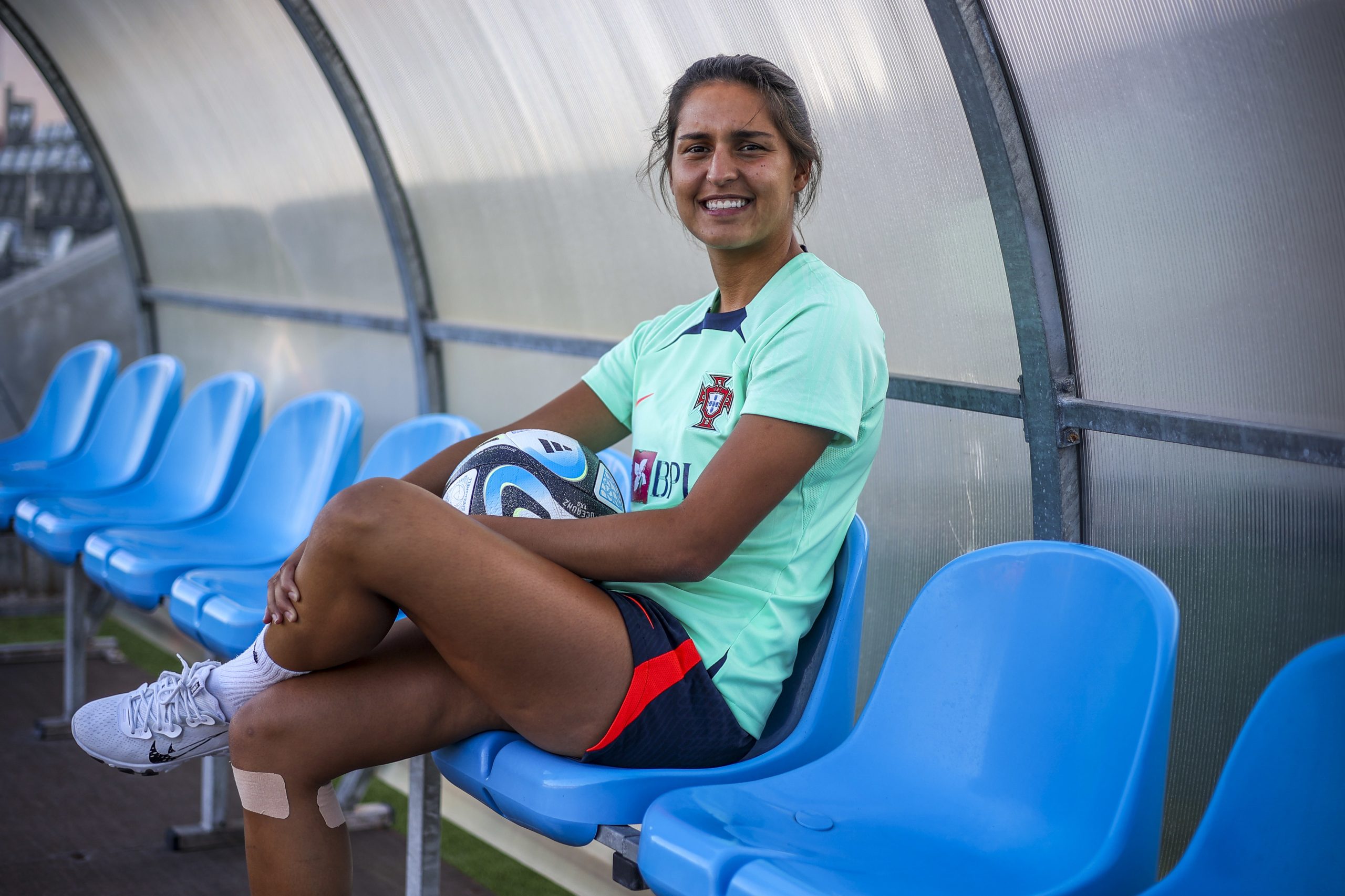Mundial feminino de futebol: Kika Nazareth aparece pela primeira vez no relvado