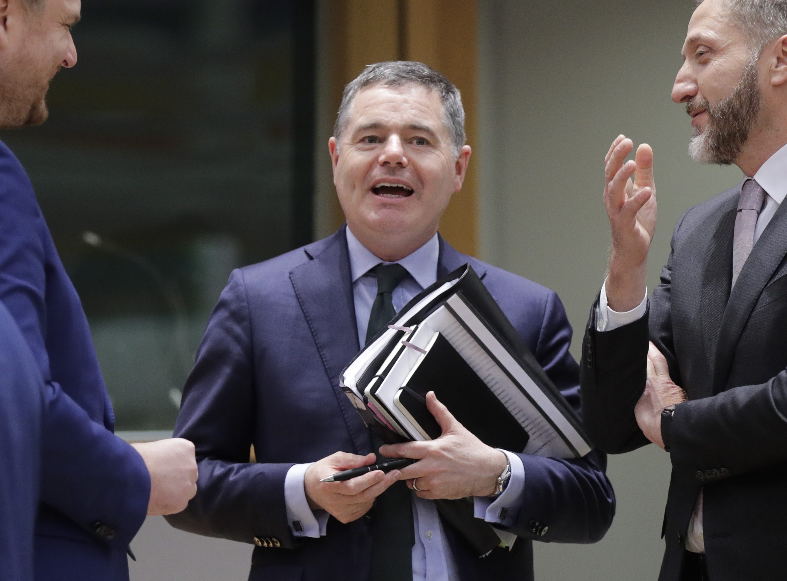 Irlandês Paschal Donohoe reeleito presidente do Eurogrupo