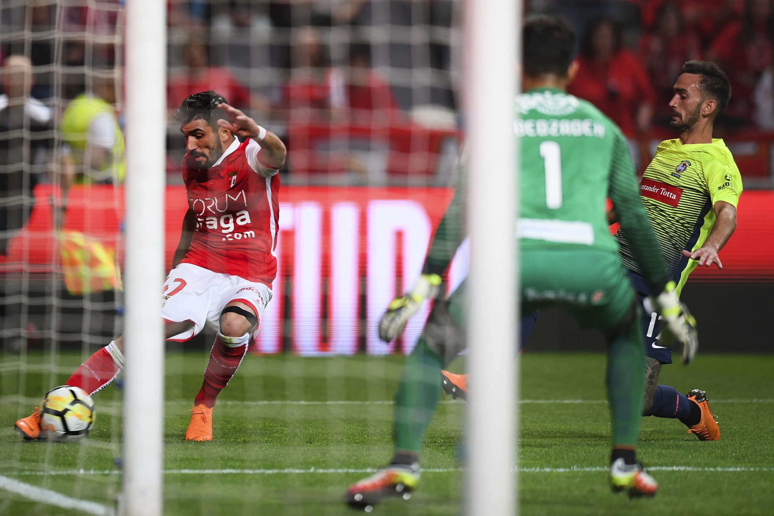 Sporting de Braga vence Marítimo e mantém-se na corrida ao terceiro lugar