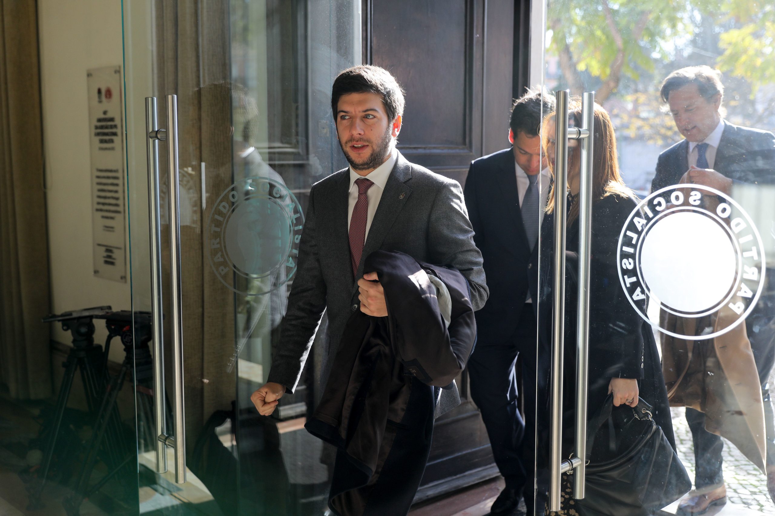 Eutanásia: Líder do CDS pede aos deputados do PS que não viabilizem despenalização