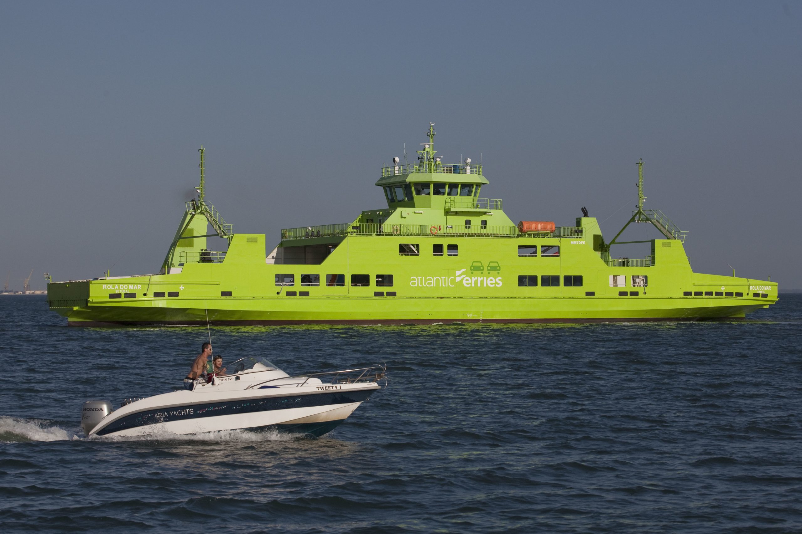 Ferries que fazem a ligação entre Setúbal e Troia parados pelo segundo dia consecutivo