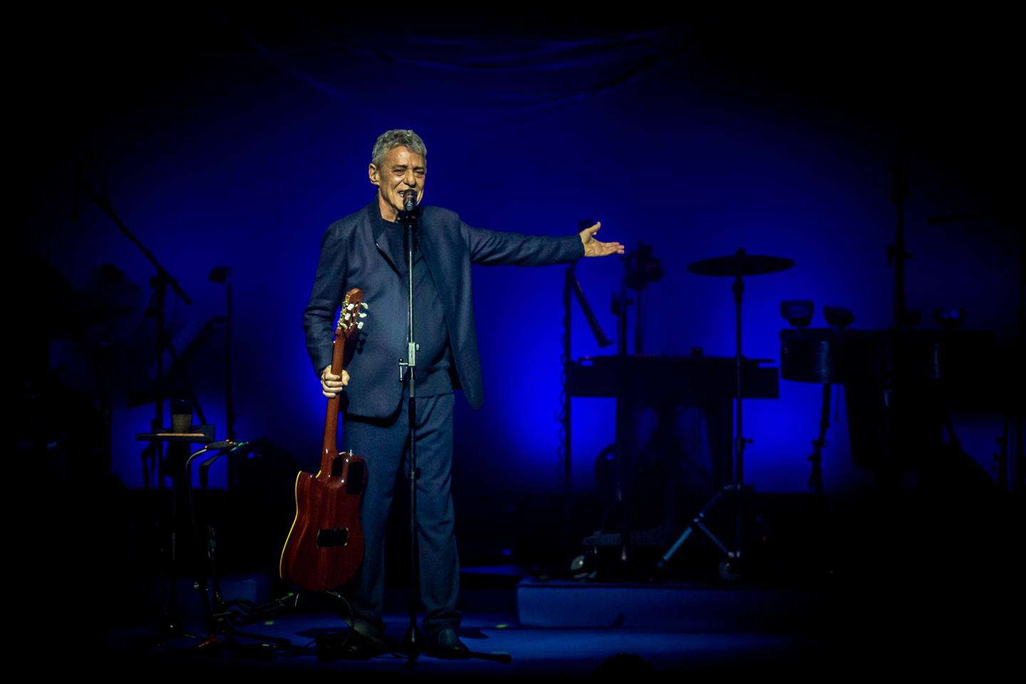 A pátria de Chico Buarque é a língua portuguesa