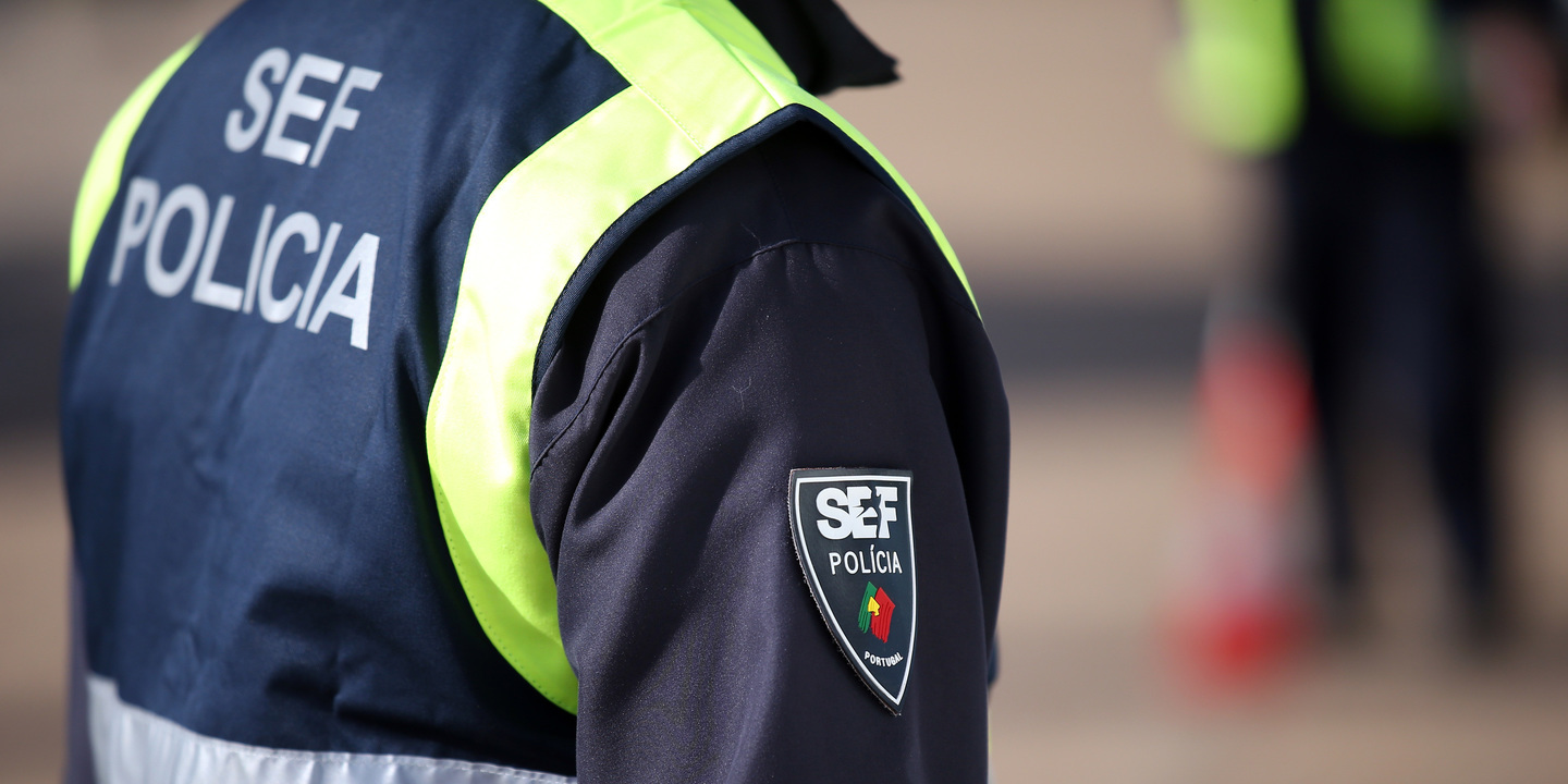 SEF detém suspeito de traficar dois menores de origem angolana