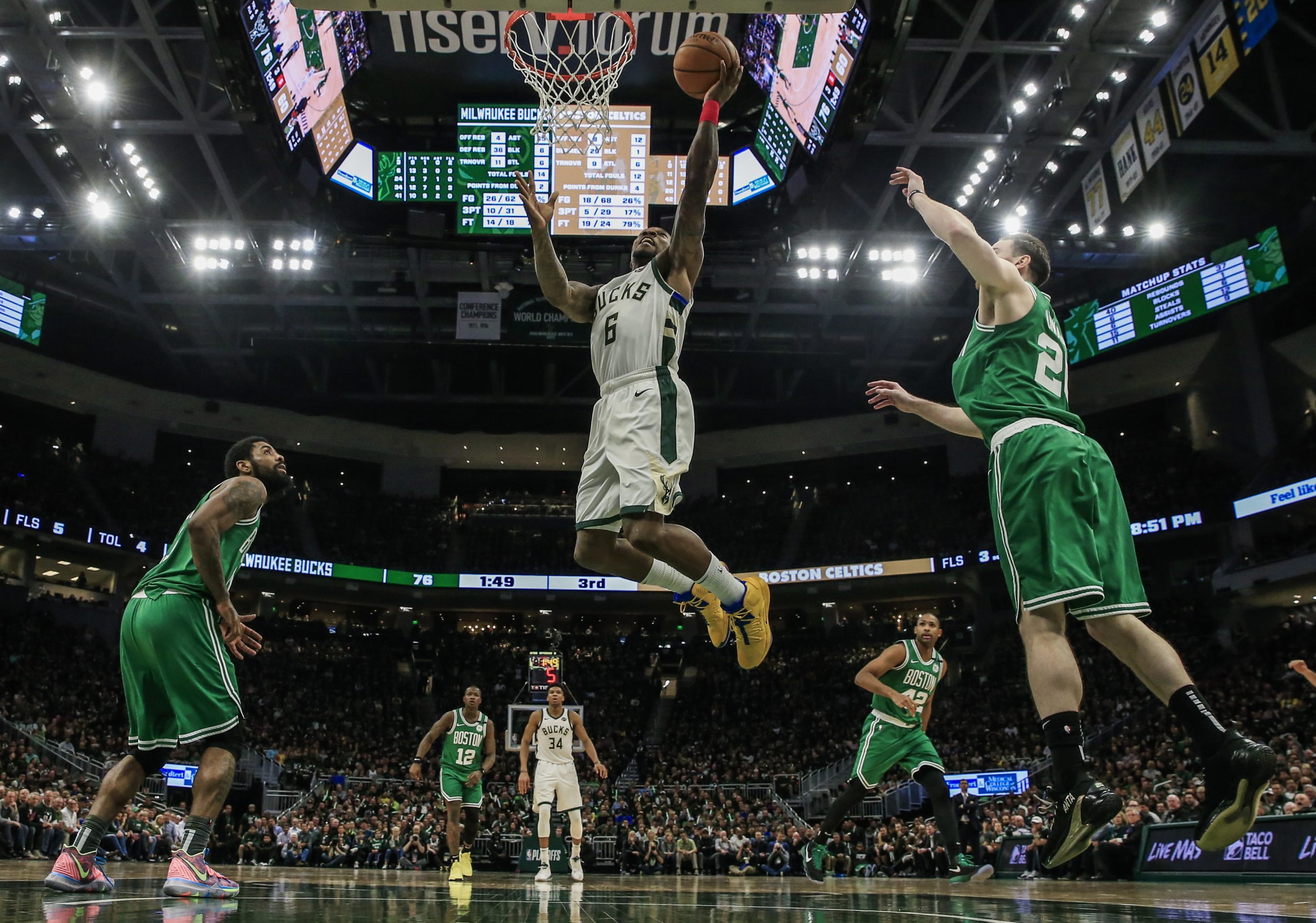 NBA: Milwaukee Bucks regressam à final da Conferência Este 18 anos depois