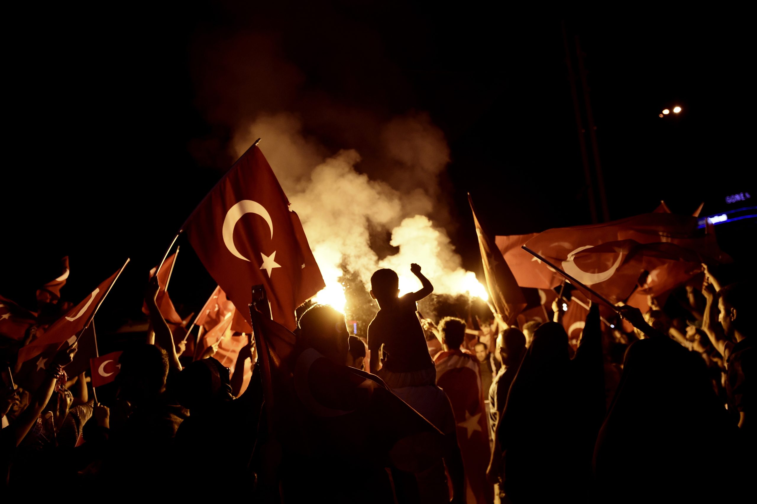 Turquia: Há um ano, uma tentativa de golpe de estado foi sufocada por Erdogan