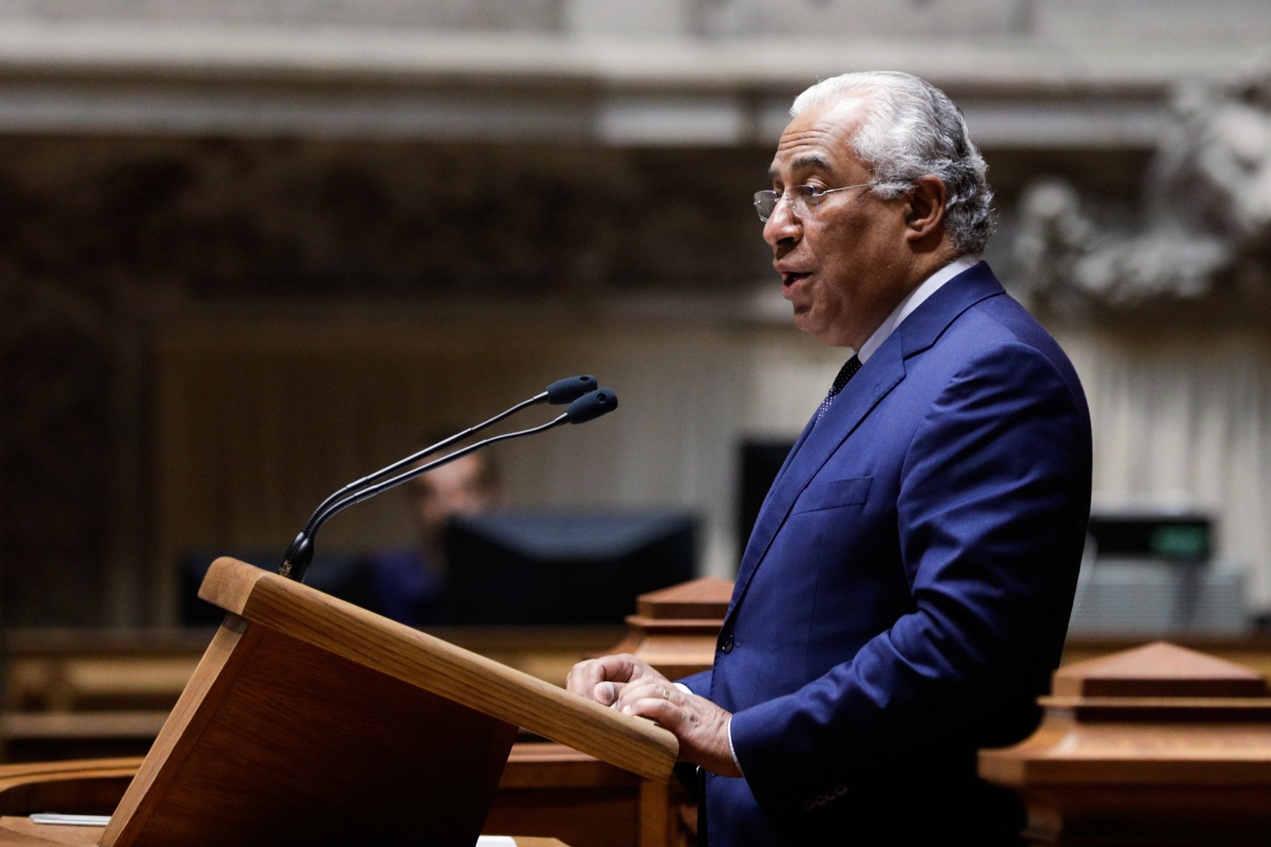 Quase quatro horas para discutir o Estado da Nação. É já esta quarta-feira