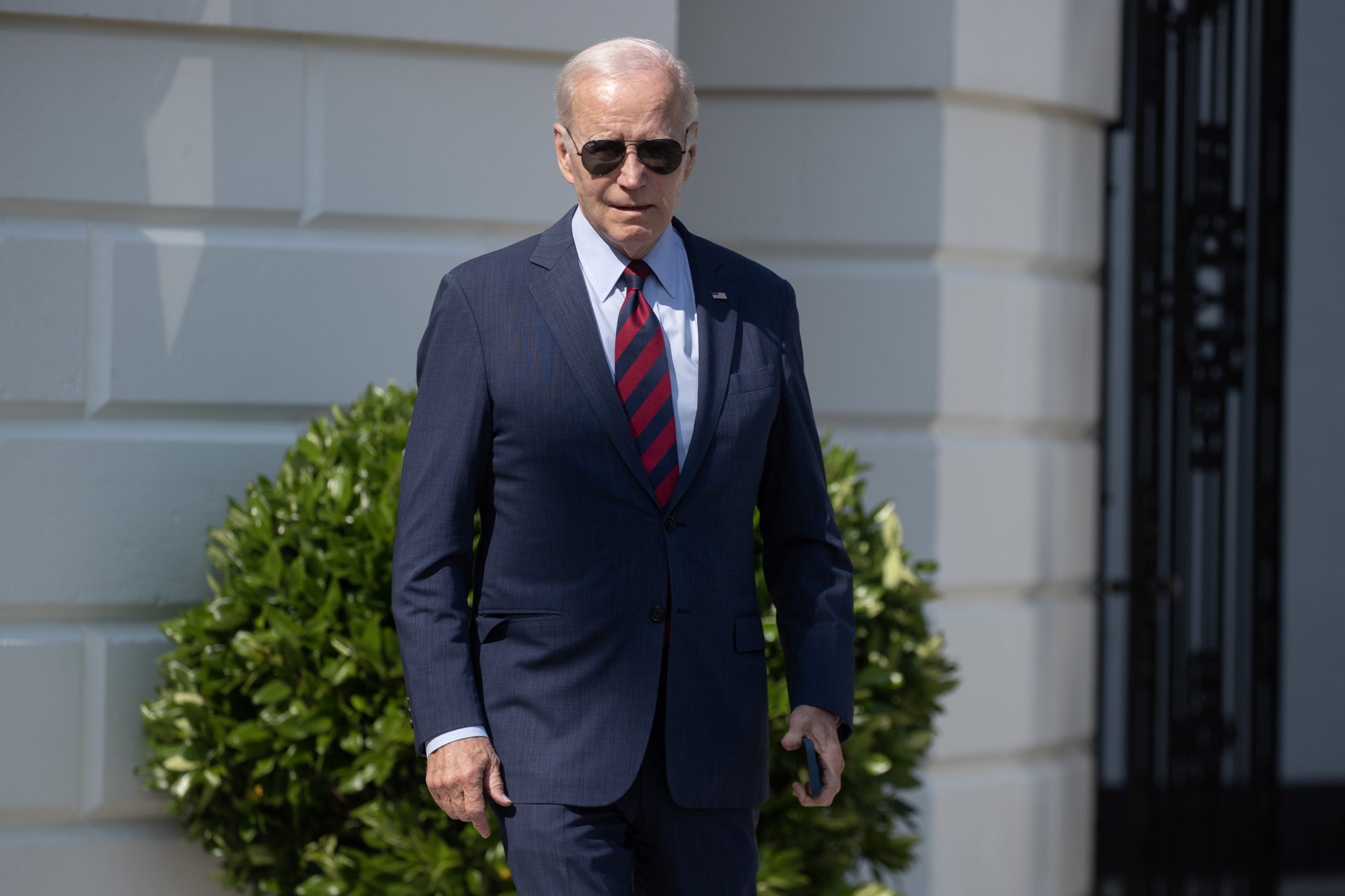 Biden descarta tratamento preferencial a Ucrânia no processo de adesão à NATO