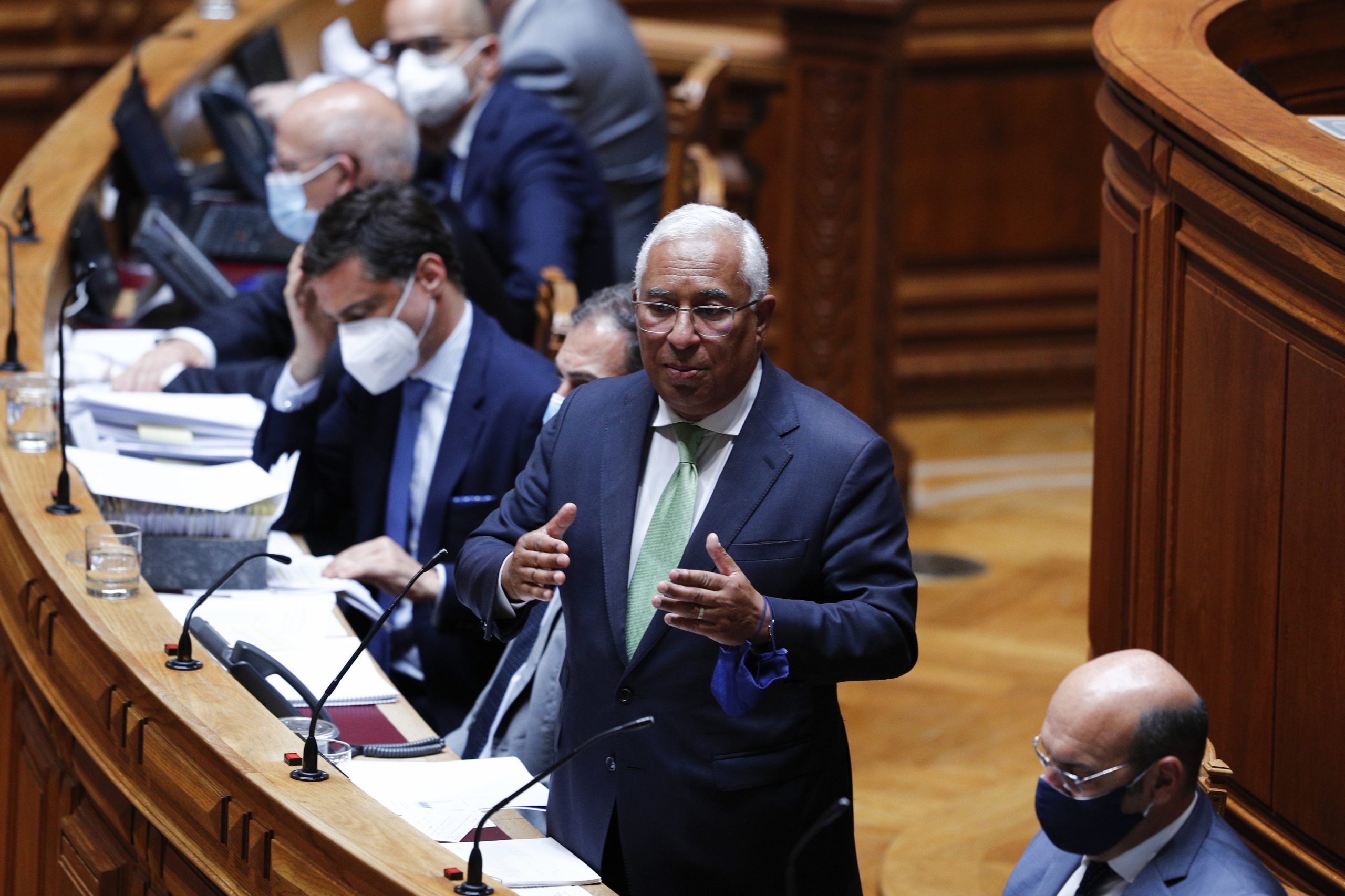 António Costa desconhece despacho sobre festejos do Sporting
