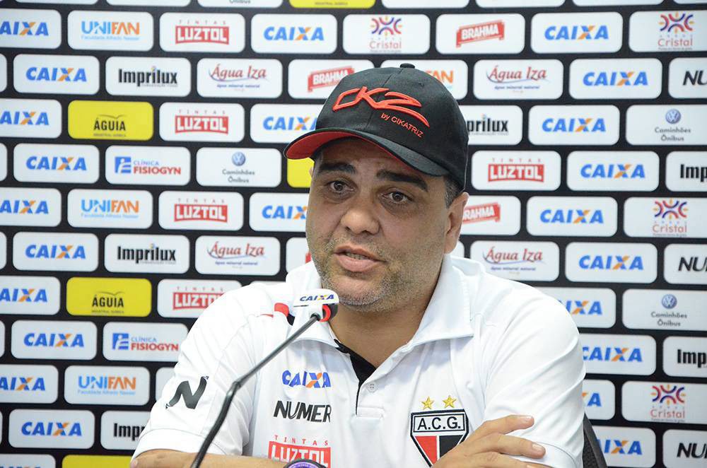 Em apenas quatro jornadas, metade dos clubes brasileiros trocou de treinador