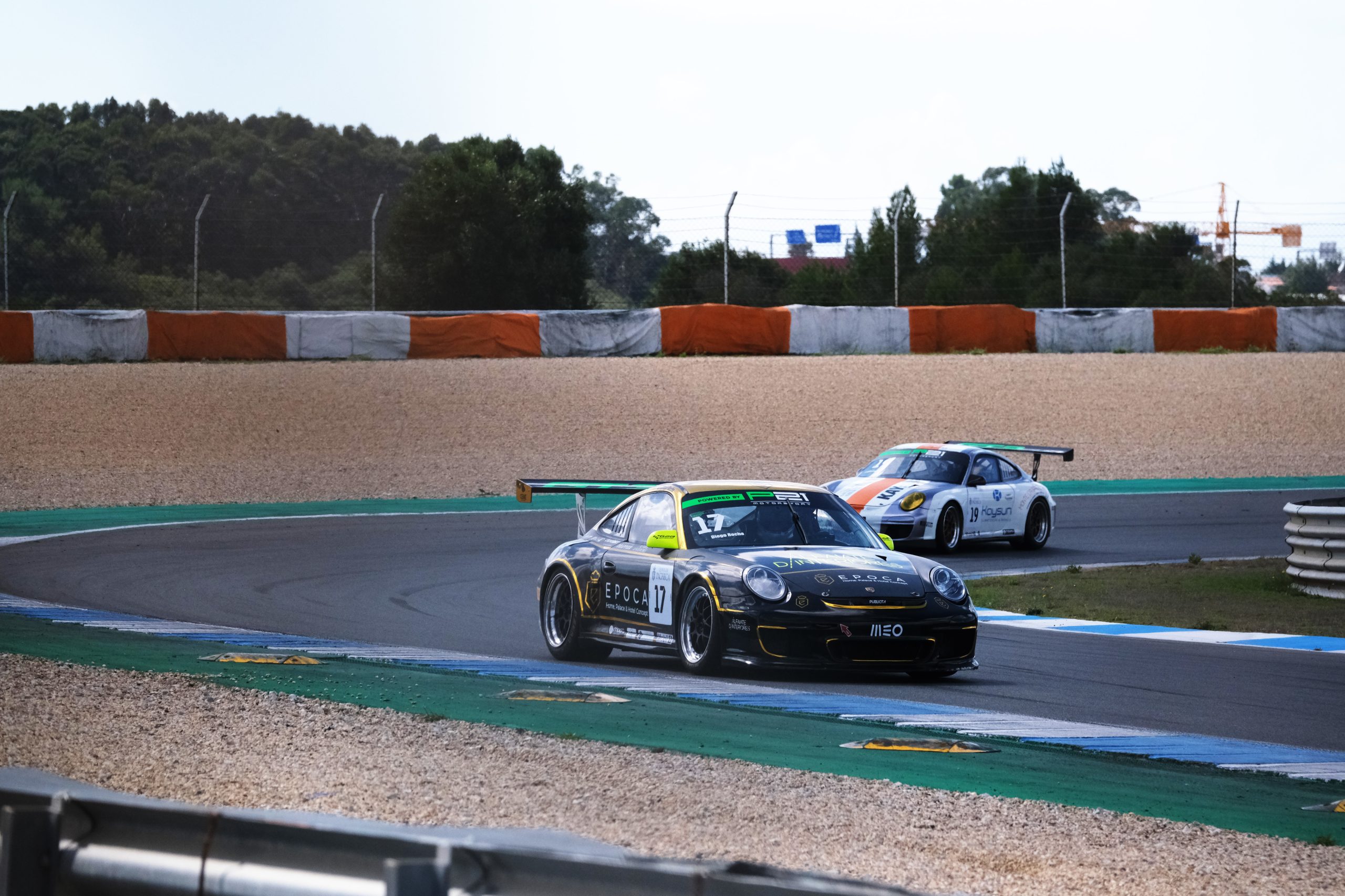GT3 Cup Portugal: por 62 mil euros entre num troféu e leve para casa um Porsche 911 e um fato de piloto