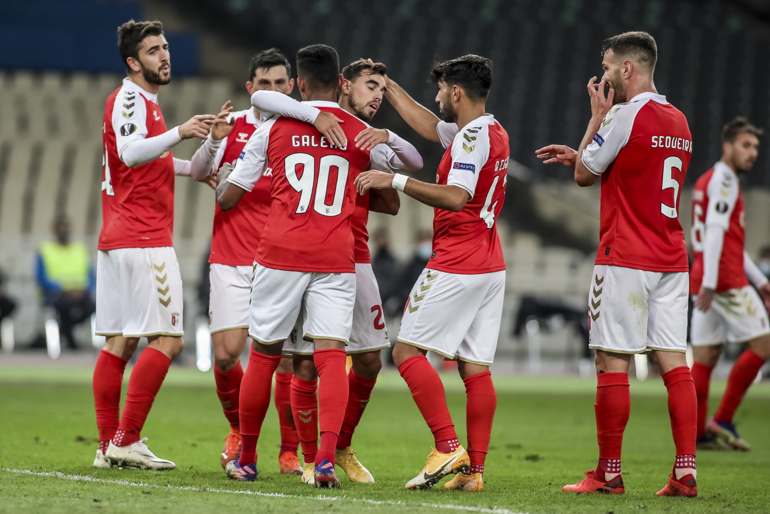 Sporting Braga vence AEK Atenas e garante apuramento na Liga Europa