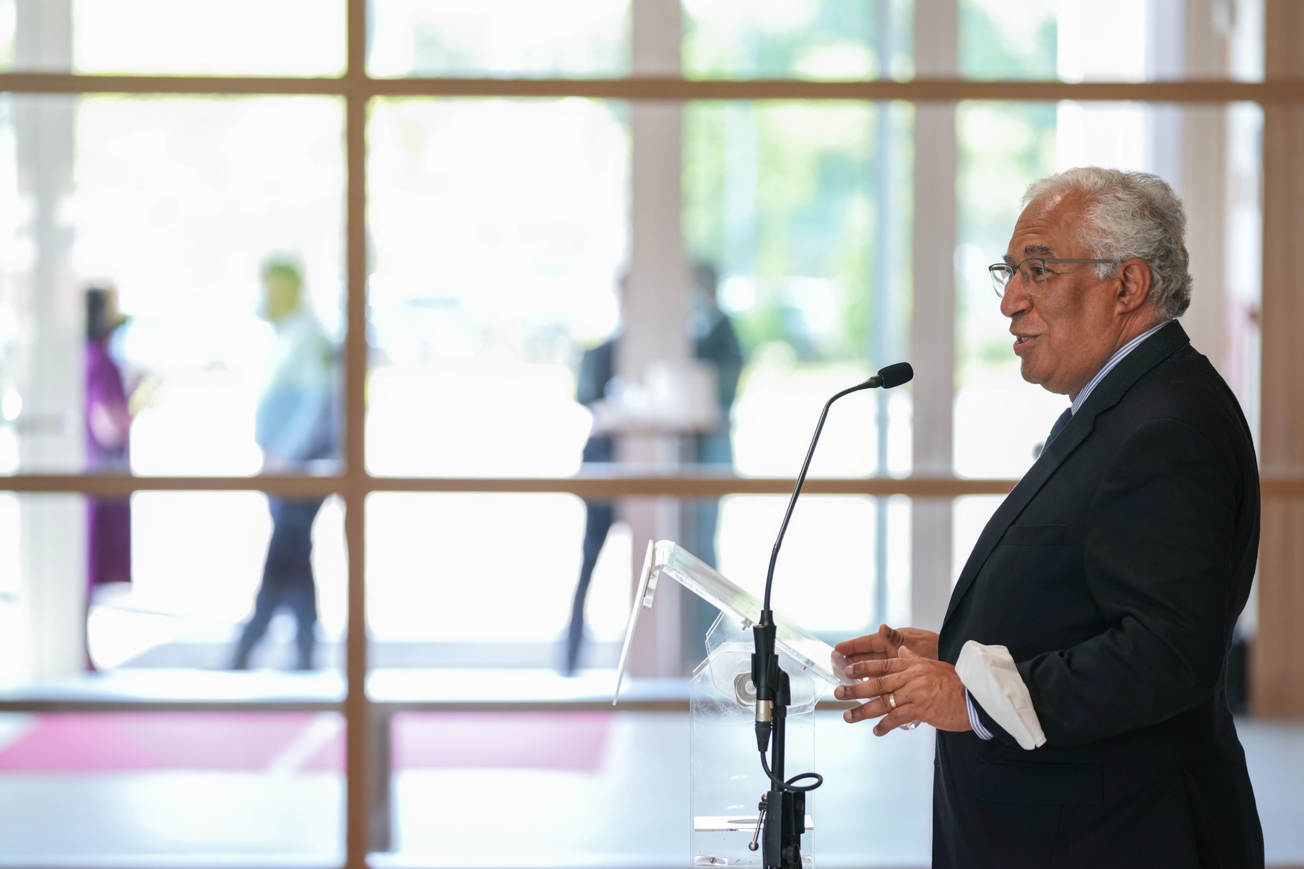 Primeiro-ministro avisa que fronteiras abriram “com regras”