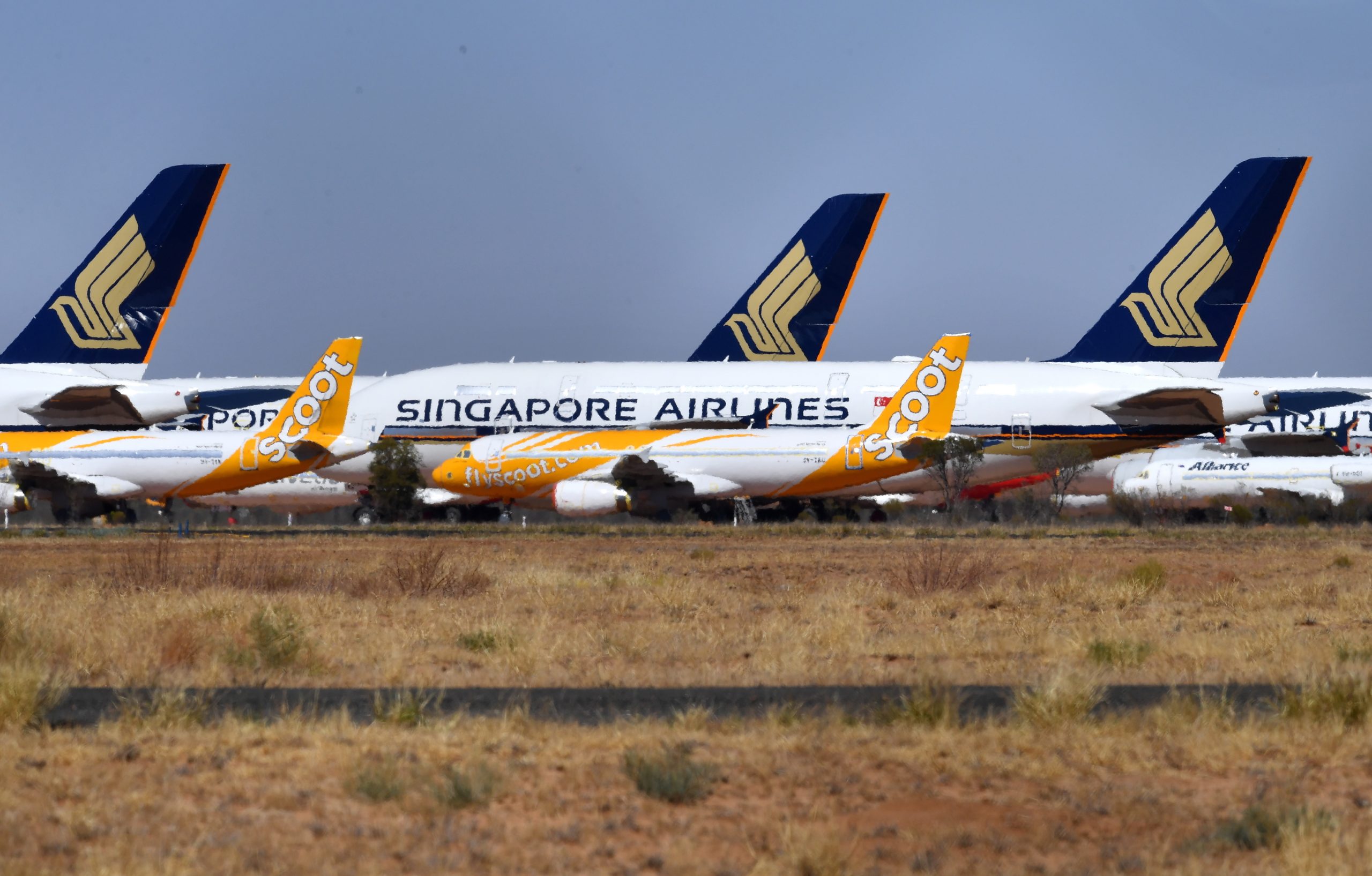Grupo Singapore Airlines vai despedir 2.400 trabalhadores