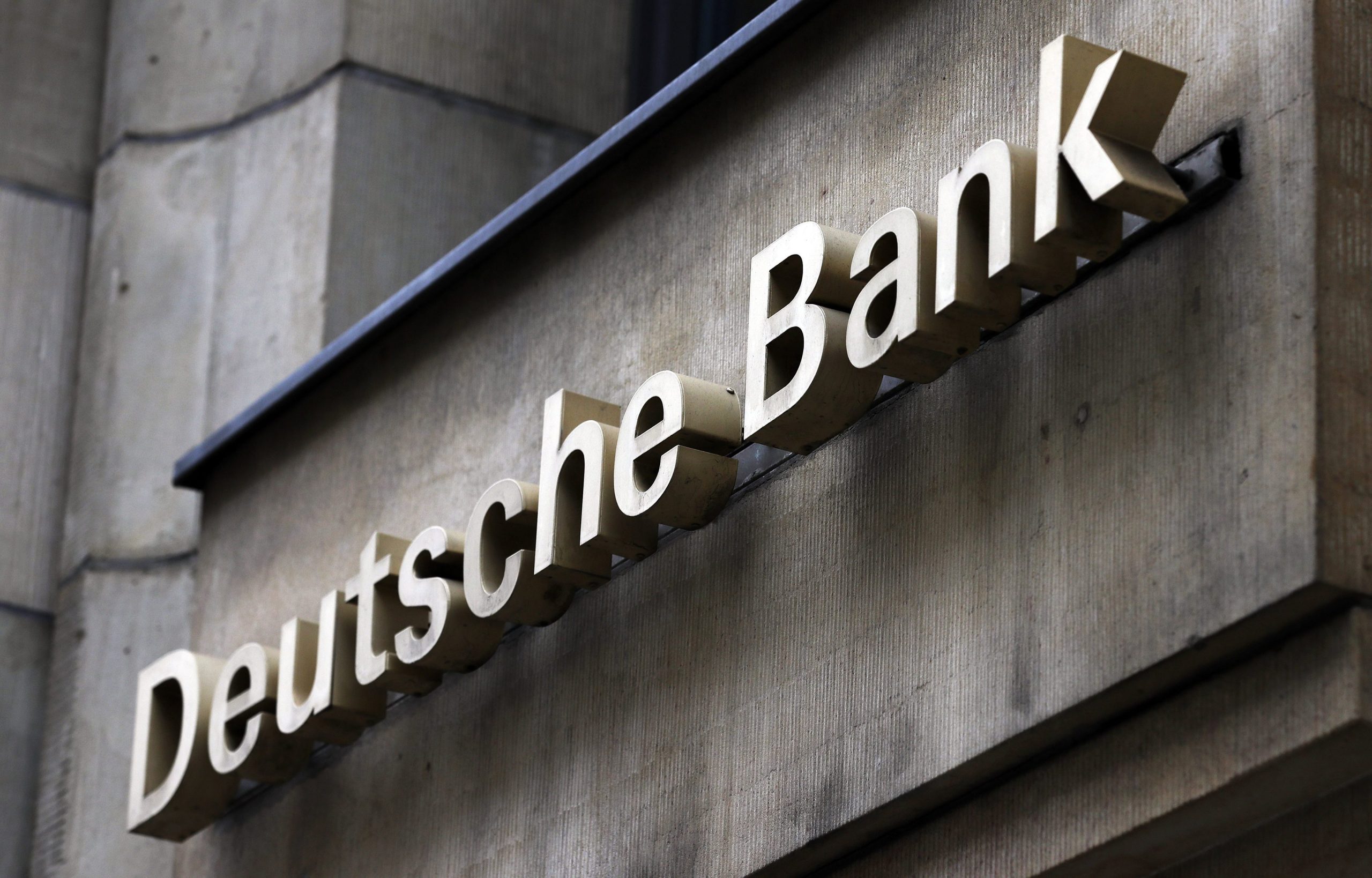 Advogado nega que Deutsche Bank tenha fornecido dados bancários de Trump