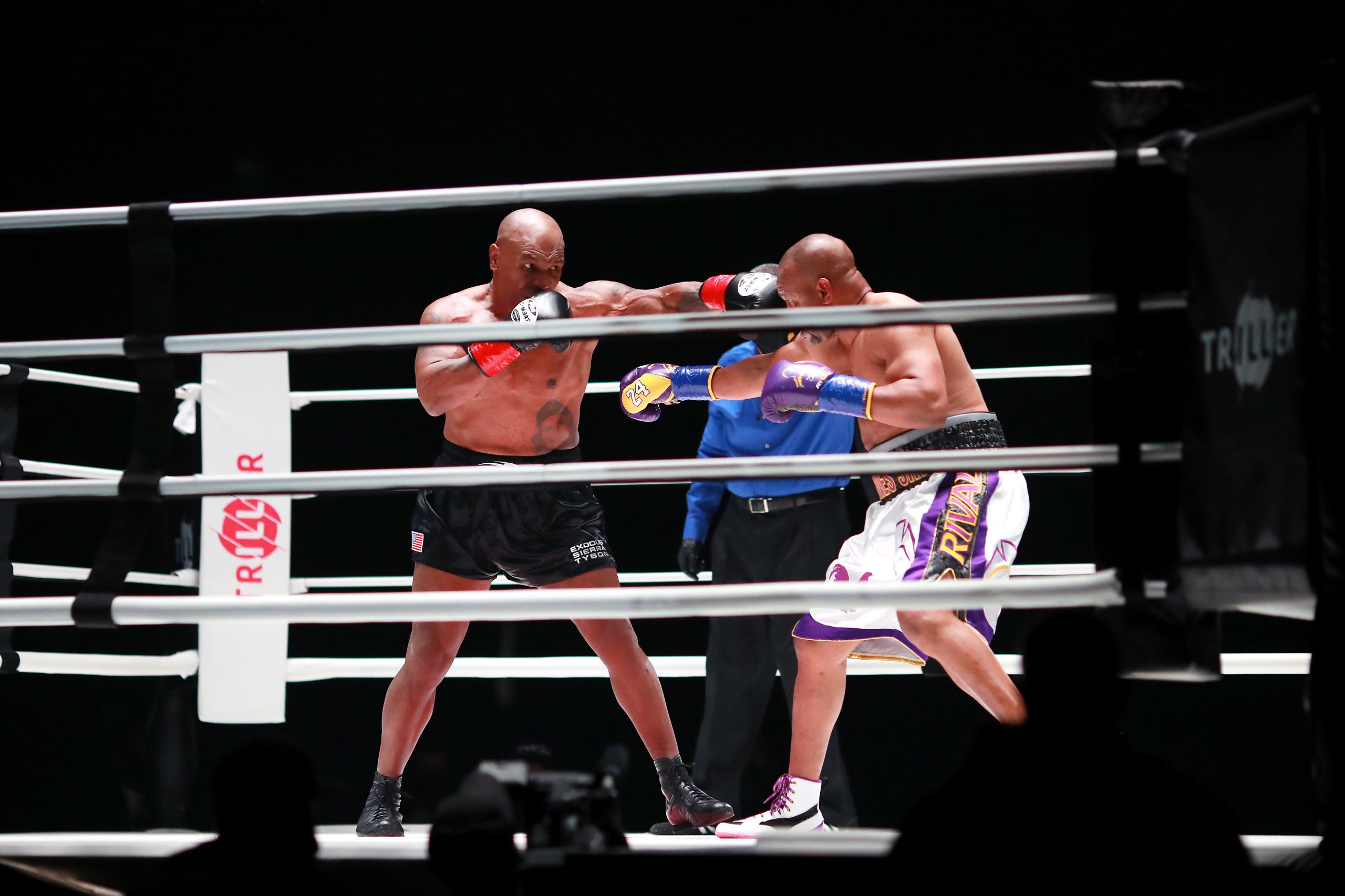 Da reforma para o ringue, Mike Tyson voltou a combater, mas a disputa terminou empatada