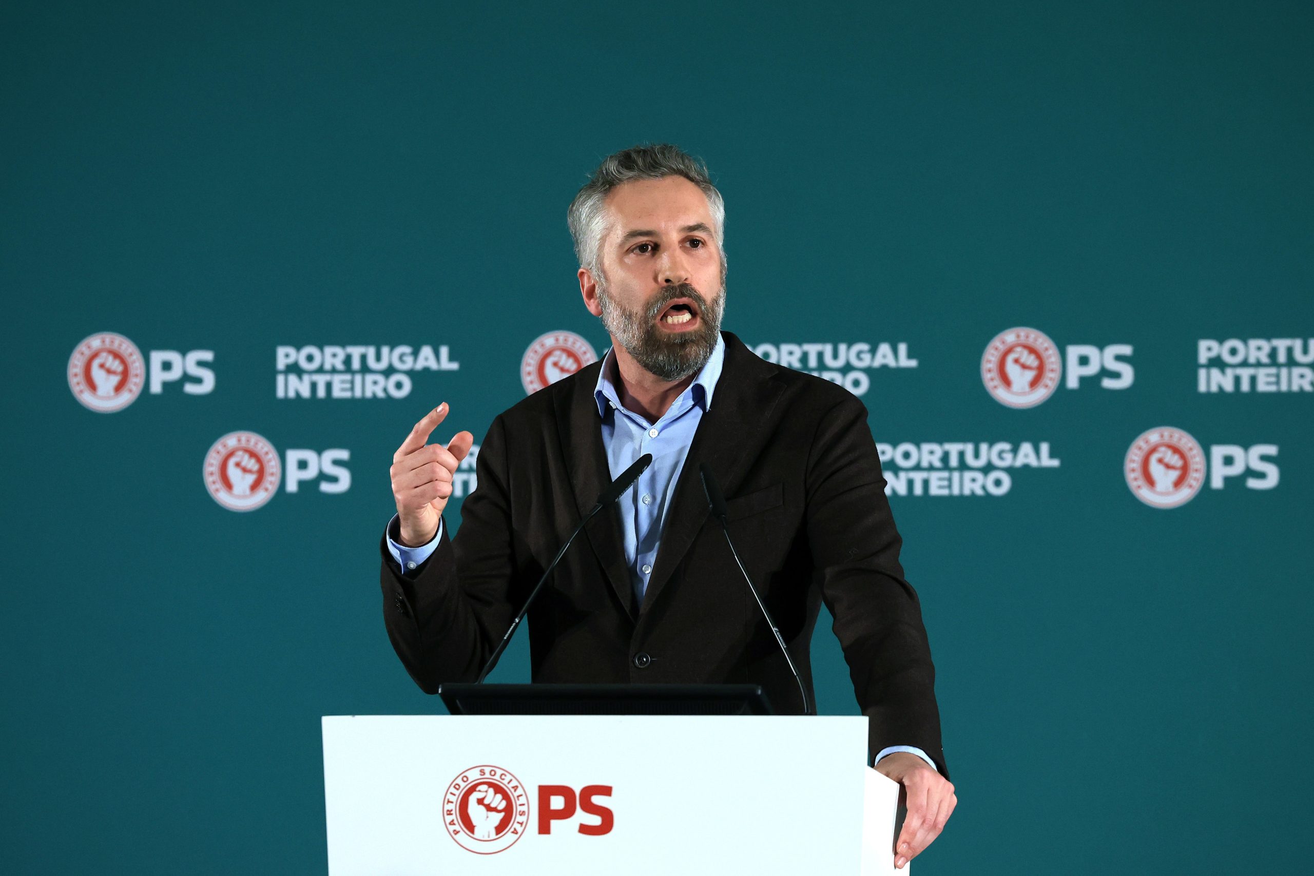 Eleições: PS quer revisão transversal dos prazos judiciais e clarificar poderes hierárquico na PGR