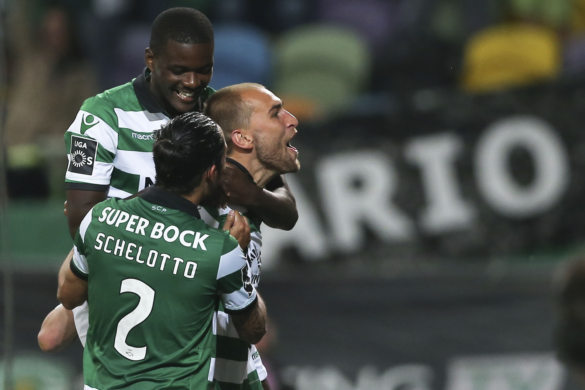Sporting goleia Boavista com ‘hat trick’ de Bas Dost