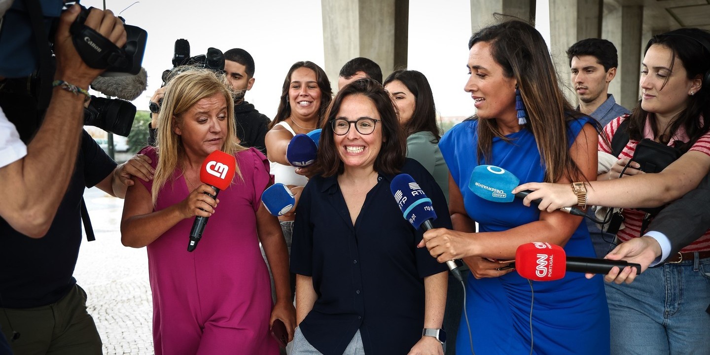Enquanto o julgamento segue, o humor não descansa: Joana Marques atualiza profissão no Instagram para ‘radiologista’