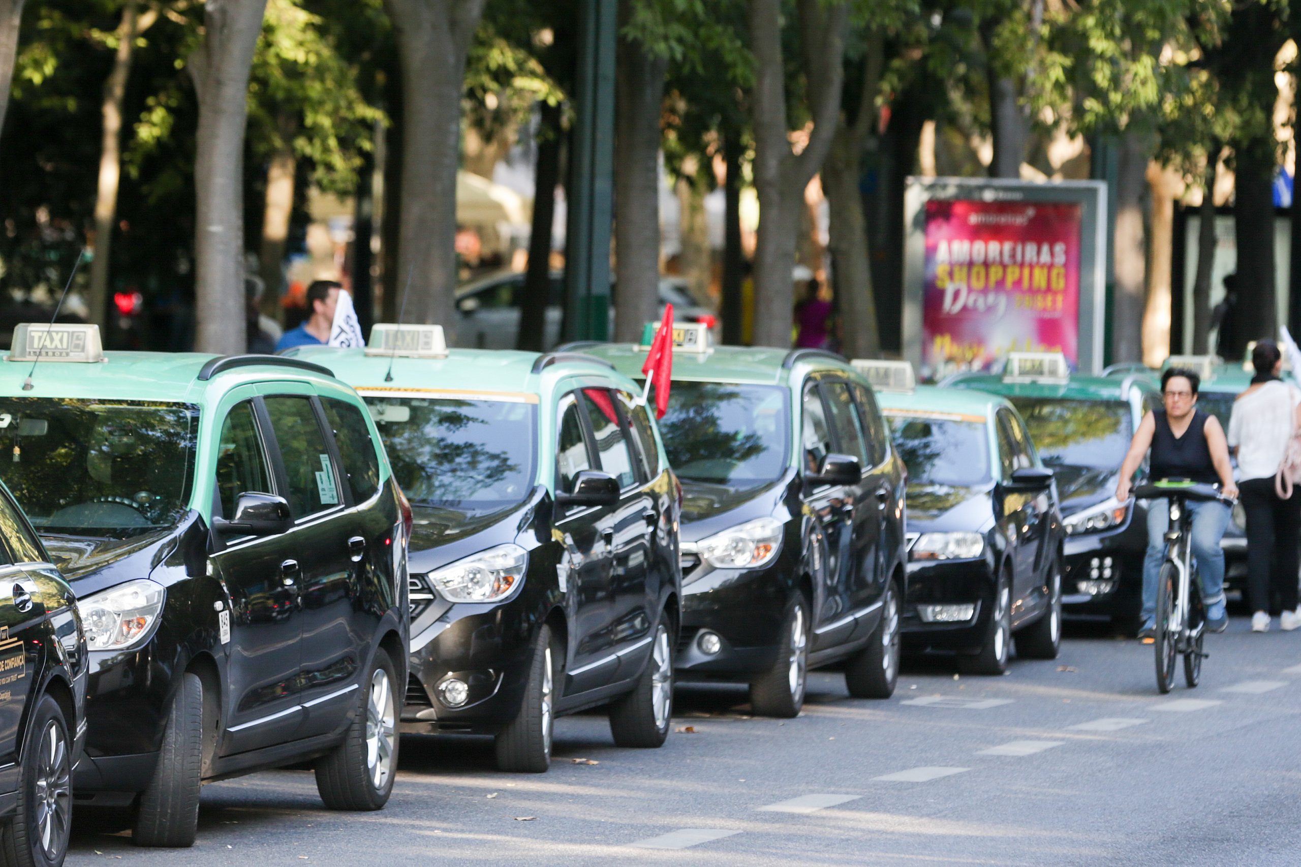 Promotor de protesto dos taxistas reclama do Governo “um interlocutor com credibilidade”