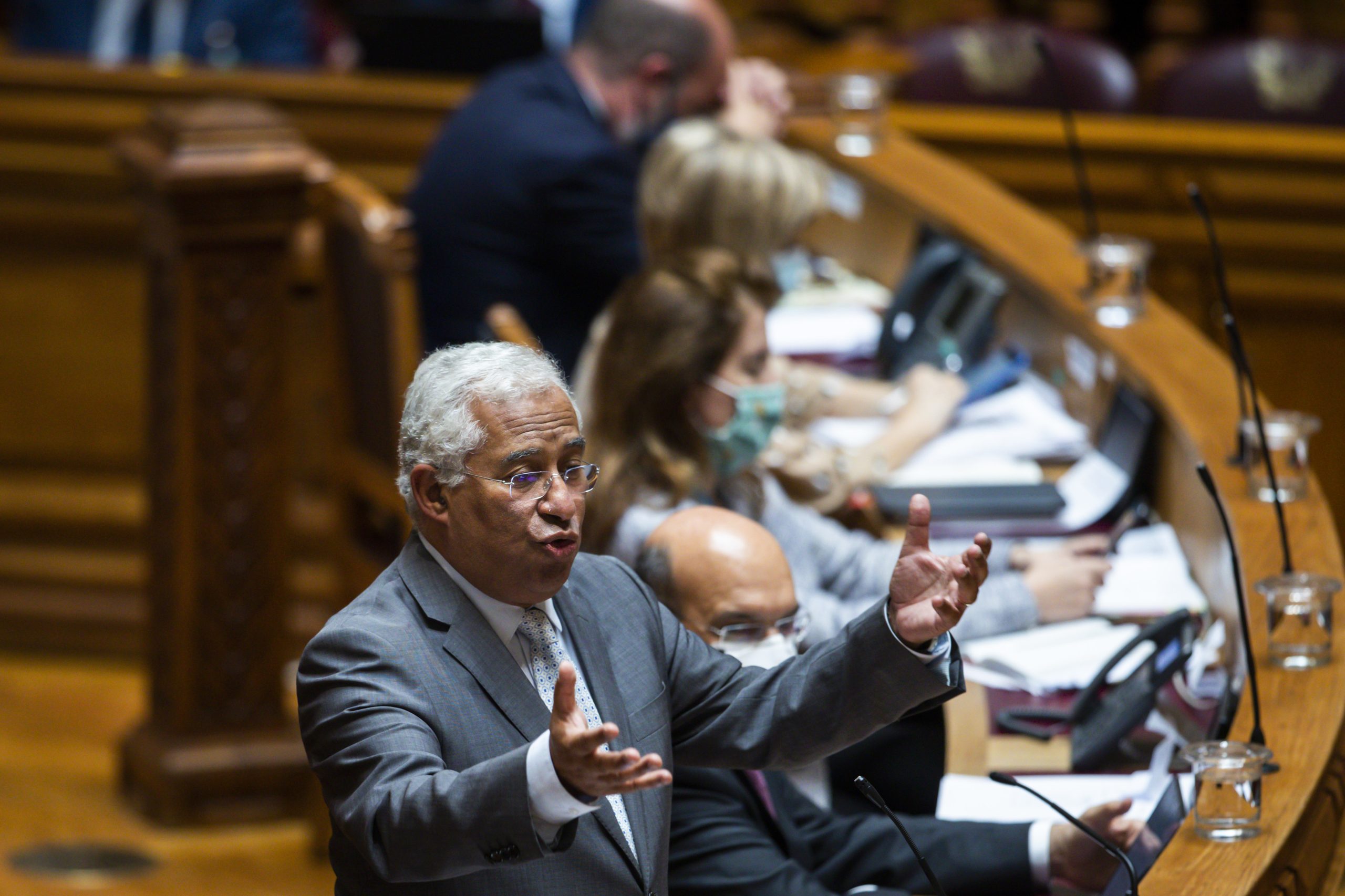 António Costa rejeita cercas ou qualquer outra medida “de caráter discriminatório”
