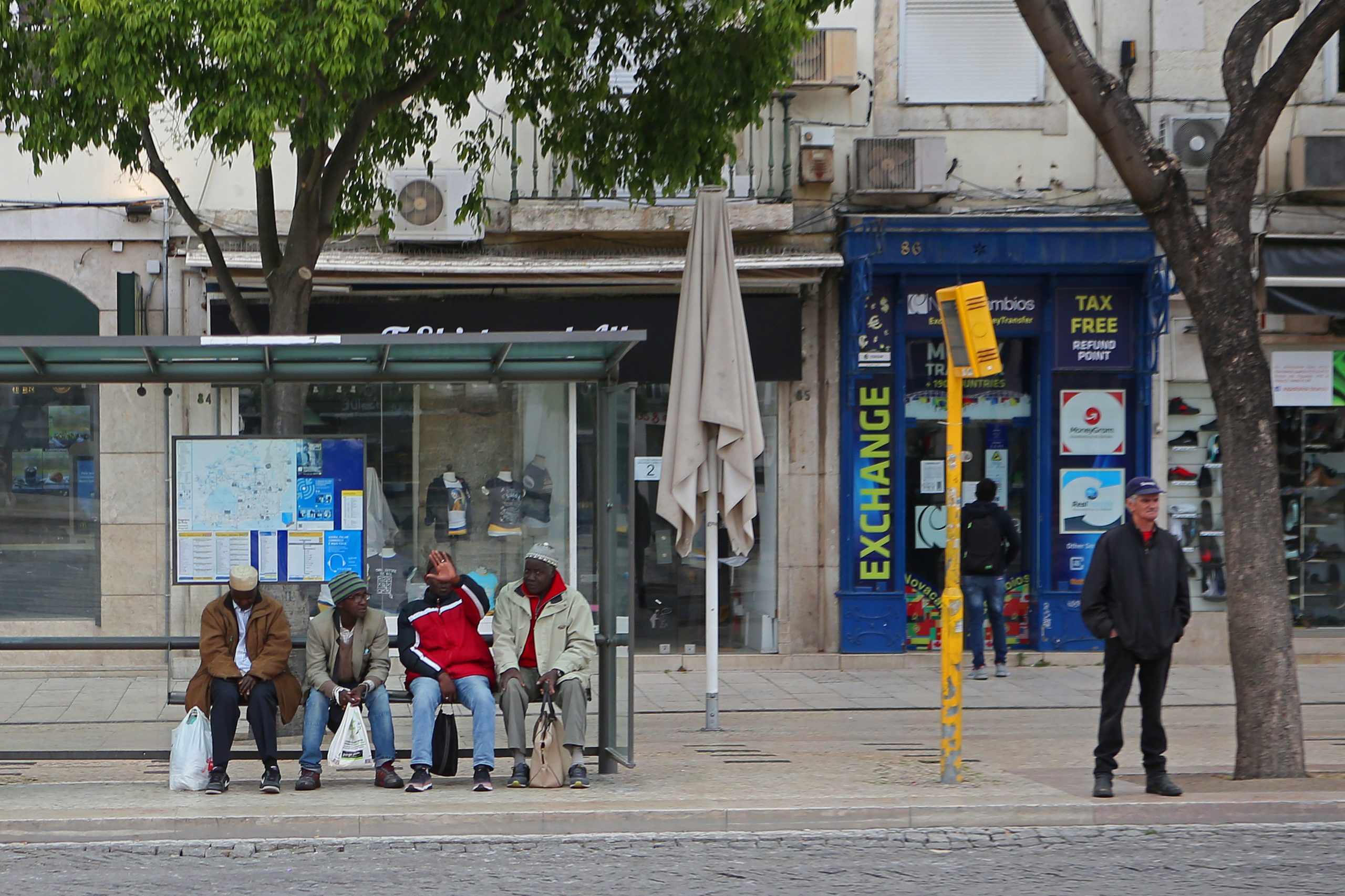 Covid-19: Carris reforça oferta a partir de segunda-feira com horários de verão
