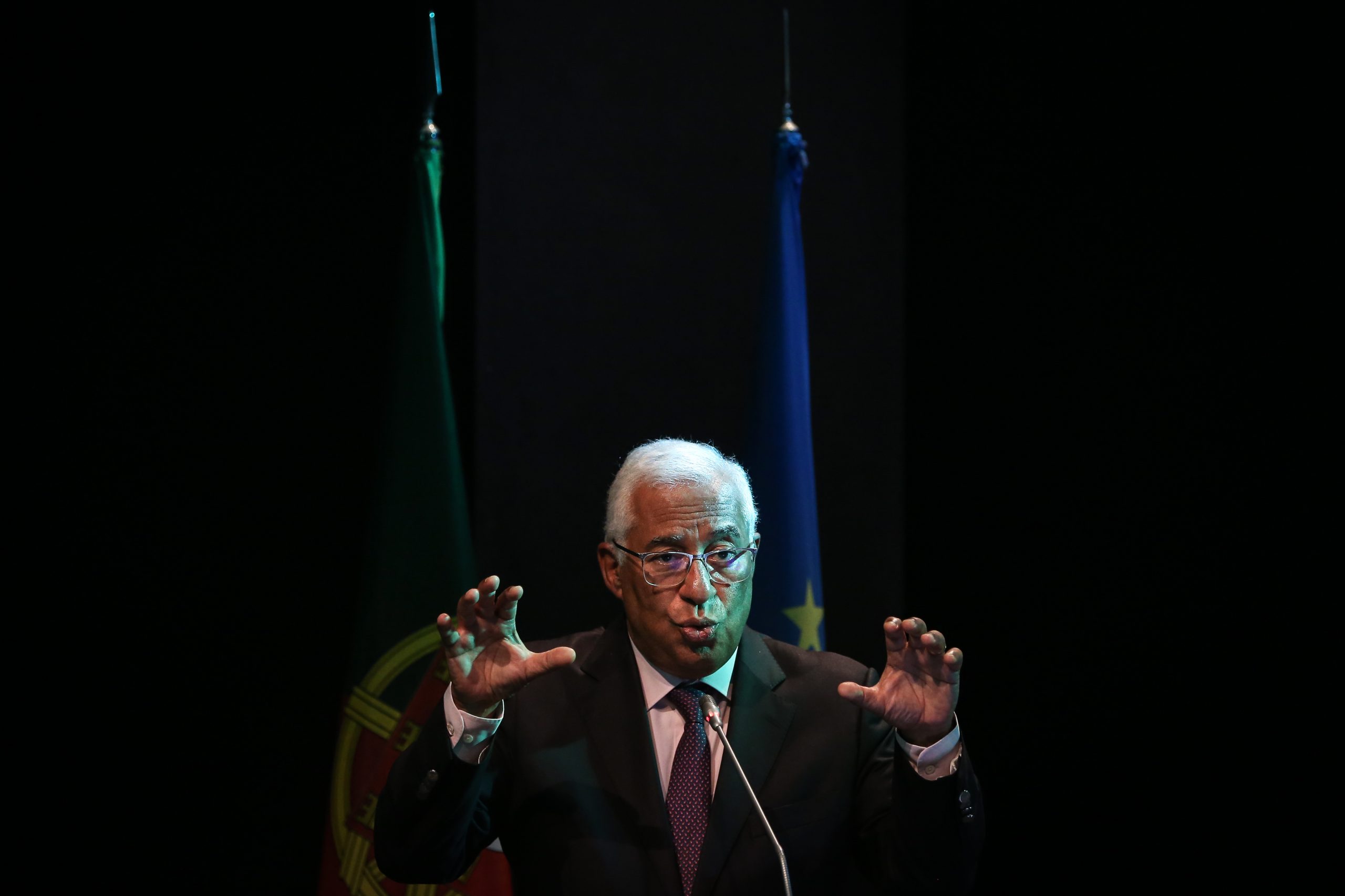 António Costa confirma possibilidade de acabar com o programa de vistos Gold