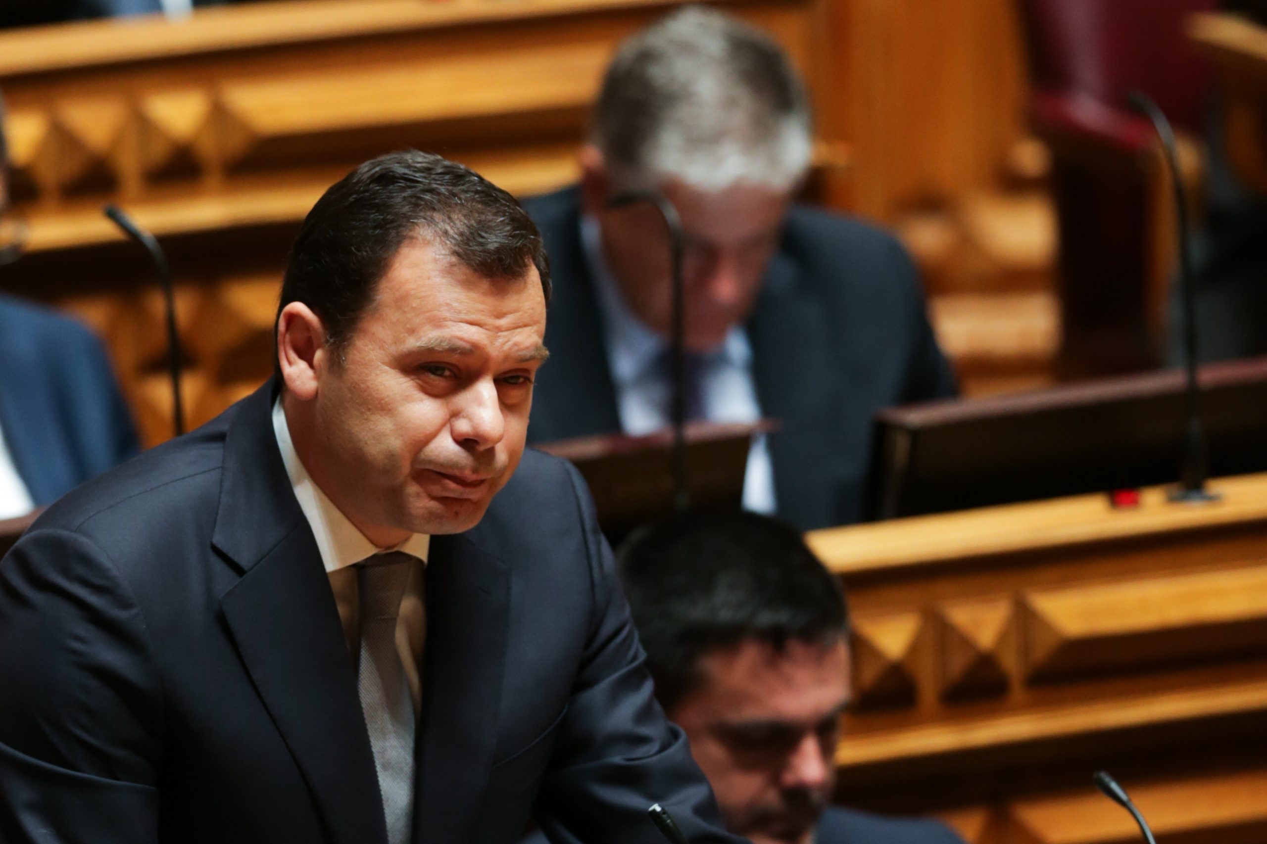 PSD: Montenegro diz que não faz sentido Hugo Soares pôr lugar a disposição e afasta integrar futura direção