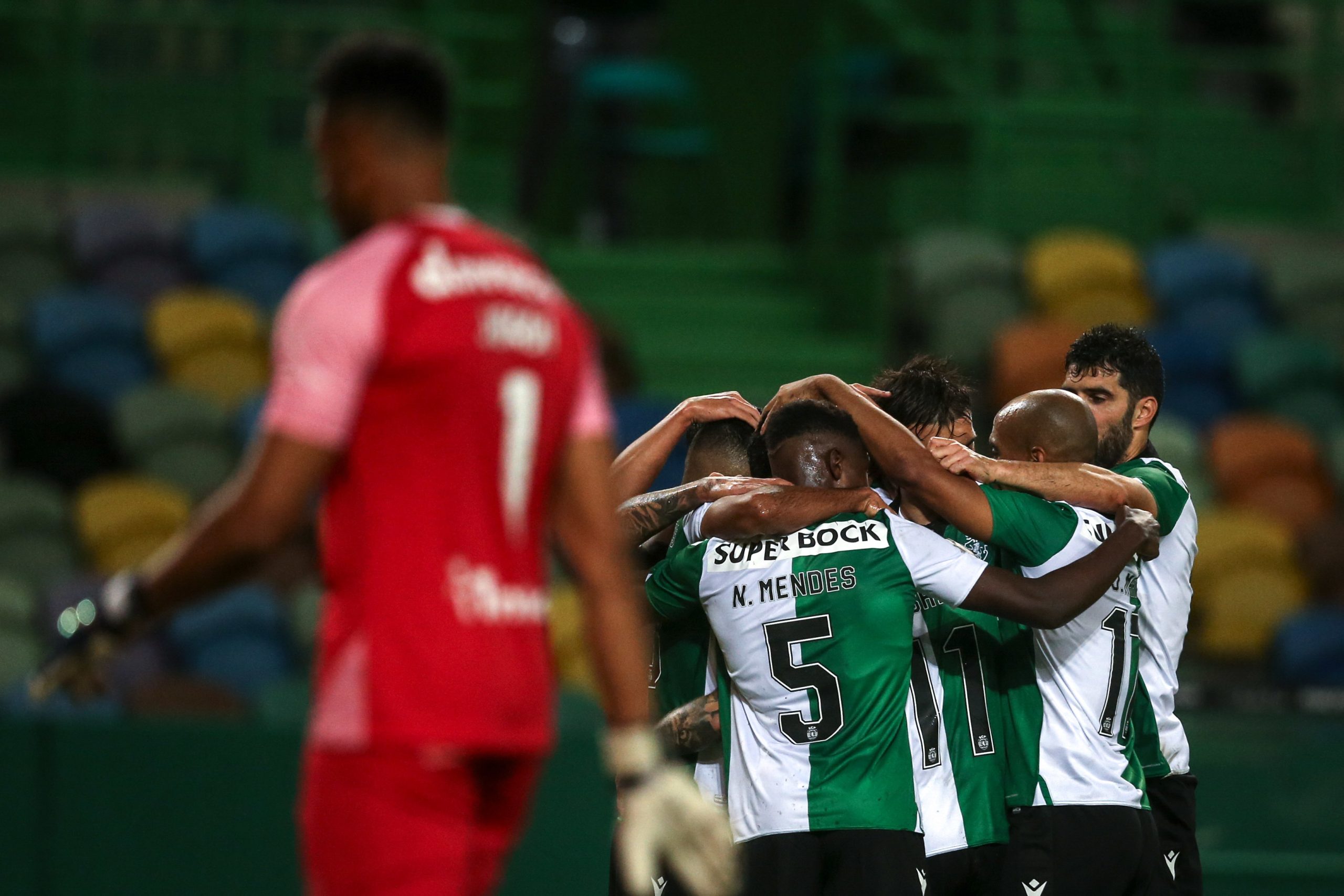 Sporting vence Paços de Ferreira e apura-se para os oitavos de final da Taça