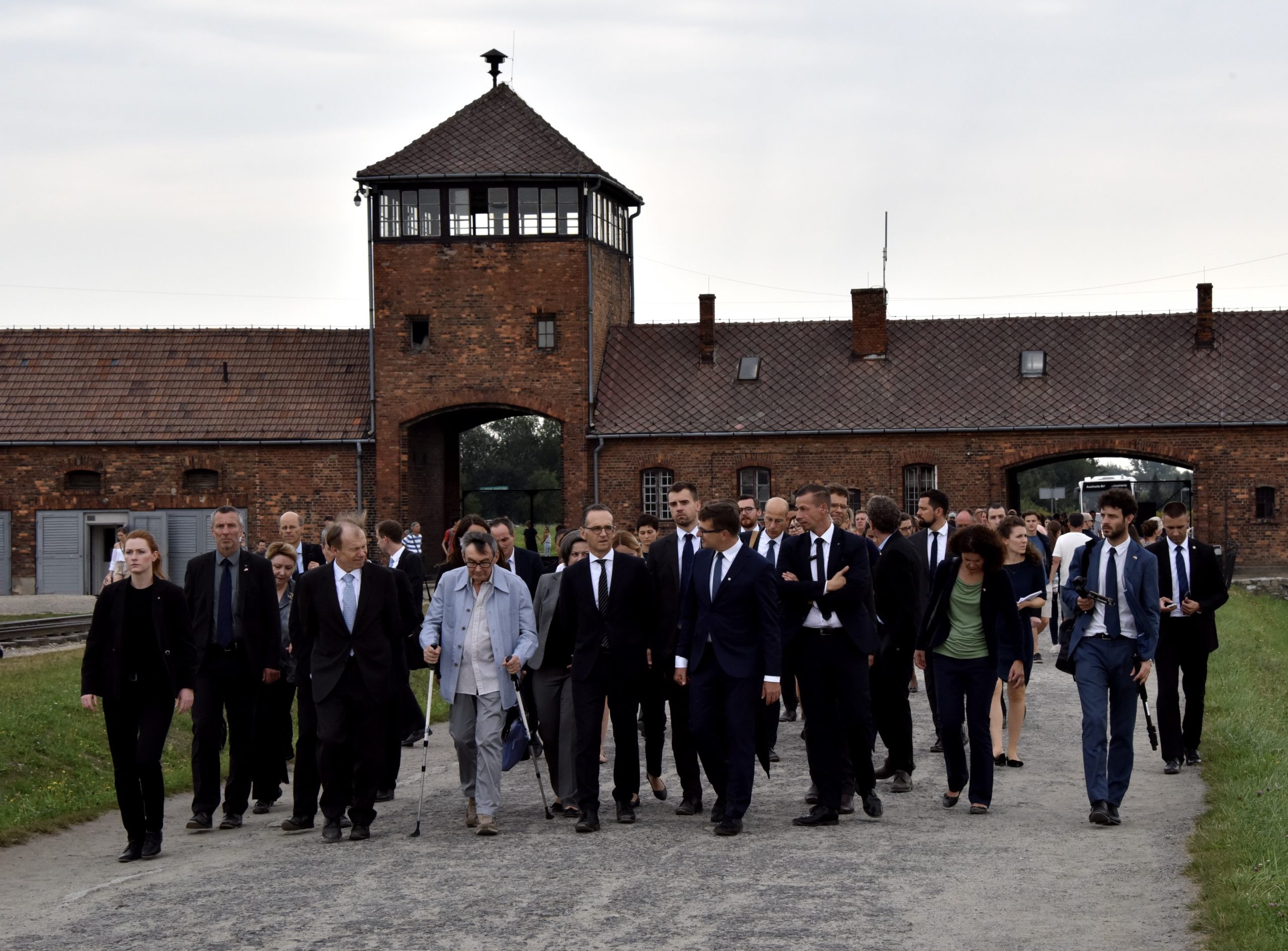 Alemanha “será sempre responsável” pelo “inferno” de Auschwitz, diz ministro alemão