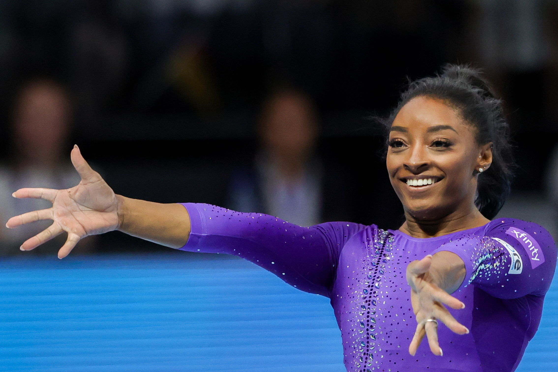 Ginasta Simone Biles conquista quarta medalha de ouro nos Mundiais de Antuérpia