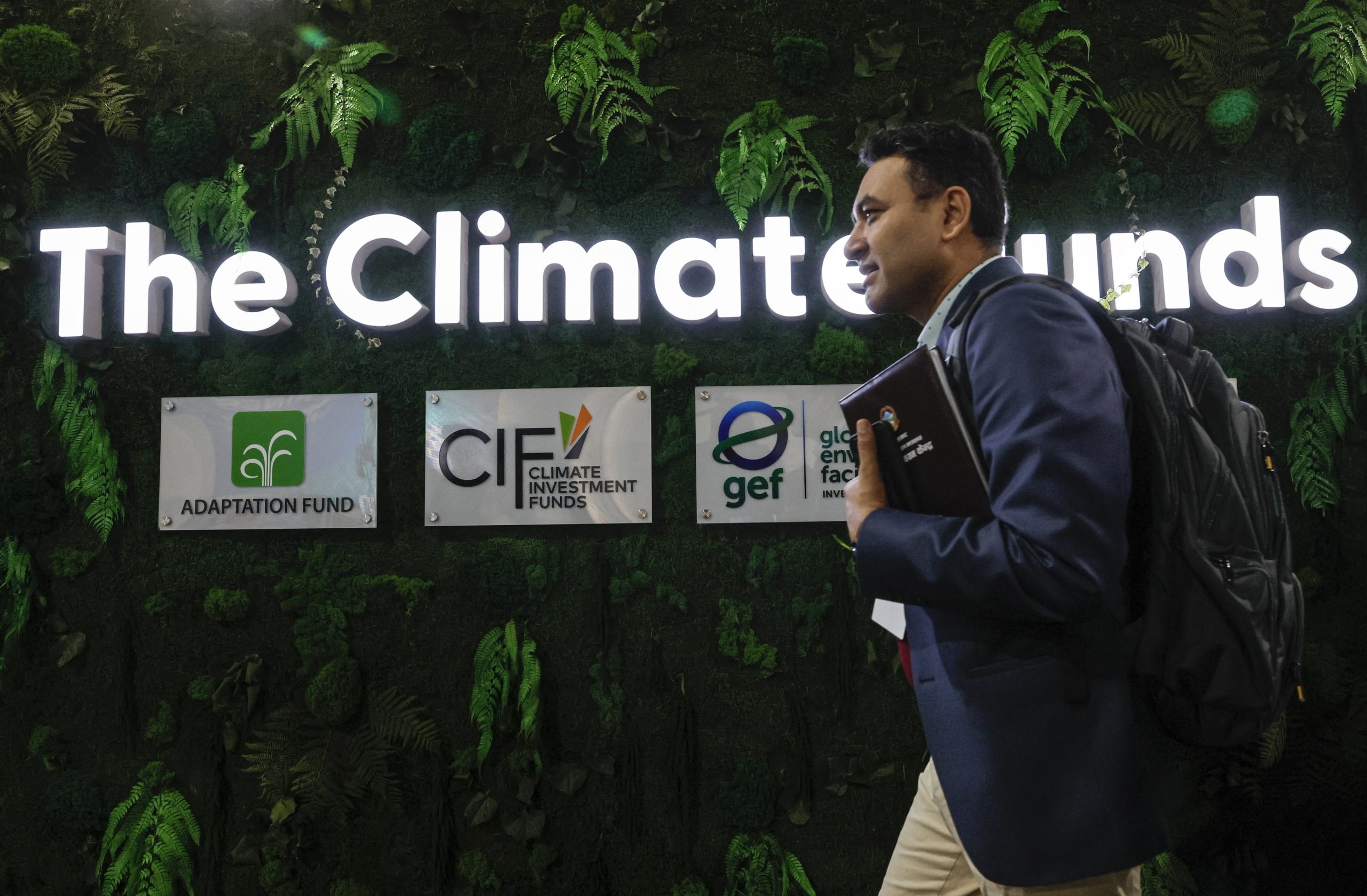 COP29: jovens de Oeiras simulam cimeira do clima e ganham viagem a Baku