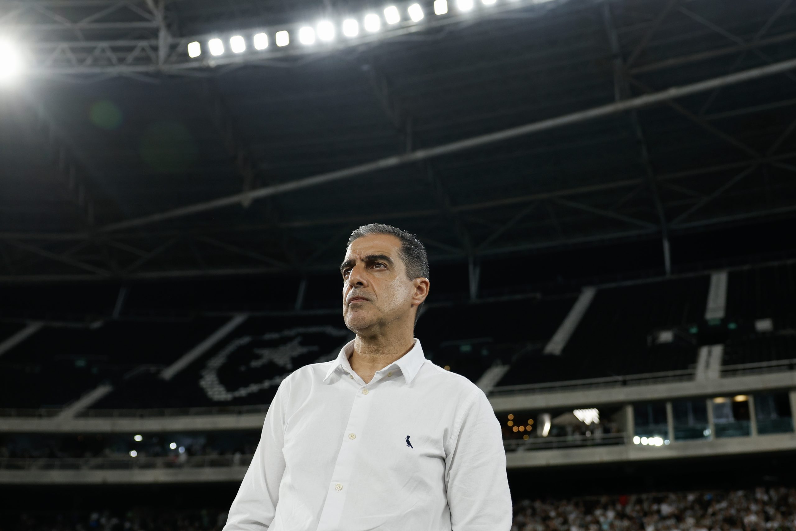 Renato Paiva deixa comando do Botafogo