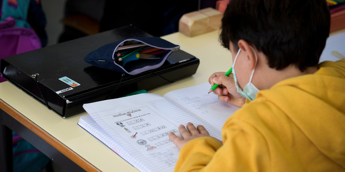 No início da vida escolar, é no 2.º ano que os alunos têm maiores dificuldades