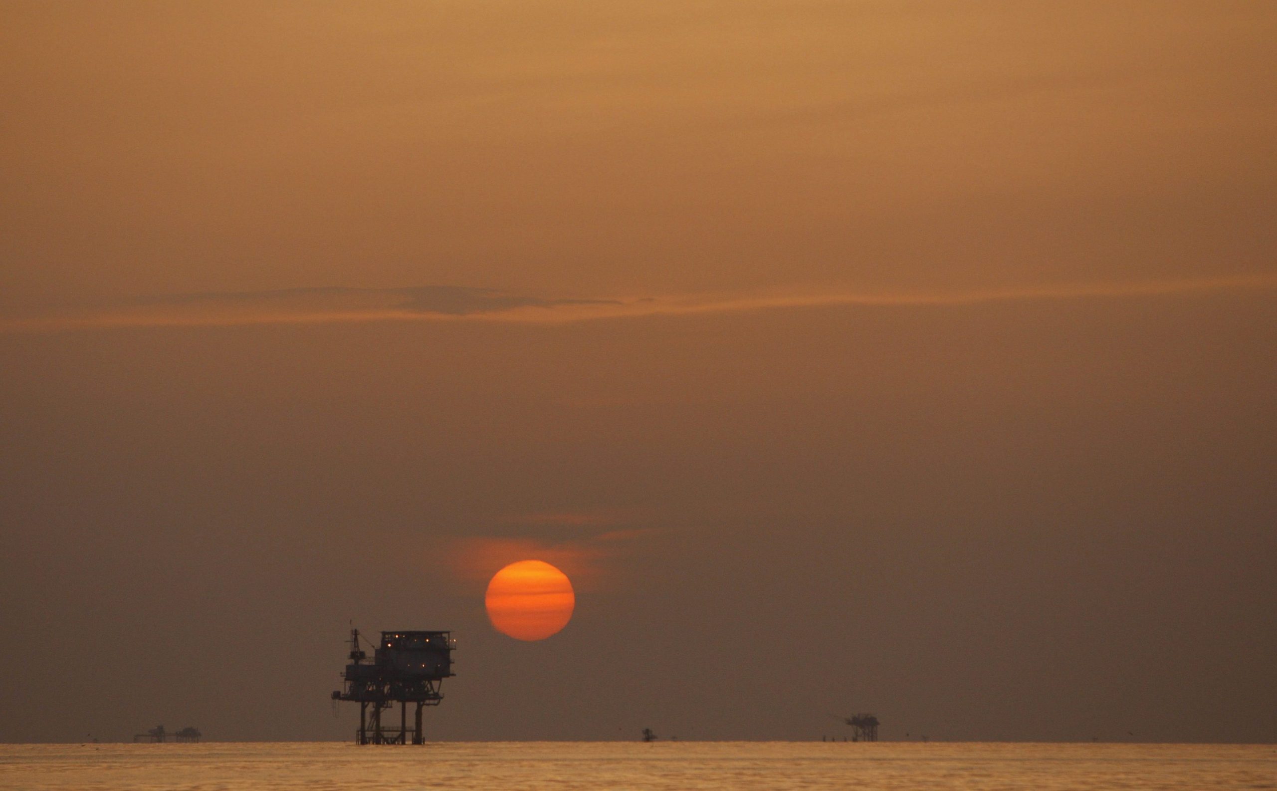 Produtores de petróleo acordam corte de 9,7 milhões de barris diários