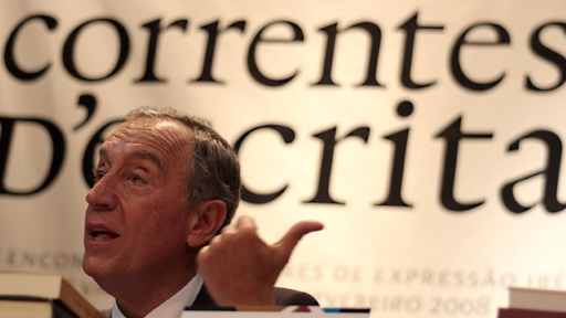 Entre as selfies e os dez milhões de convites, Marcelo destaca o papel das escolas na promoção da leitura