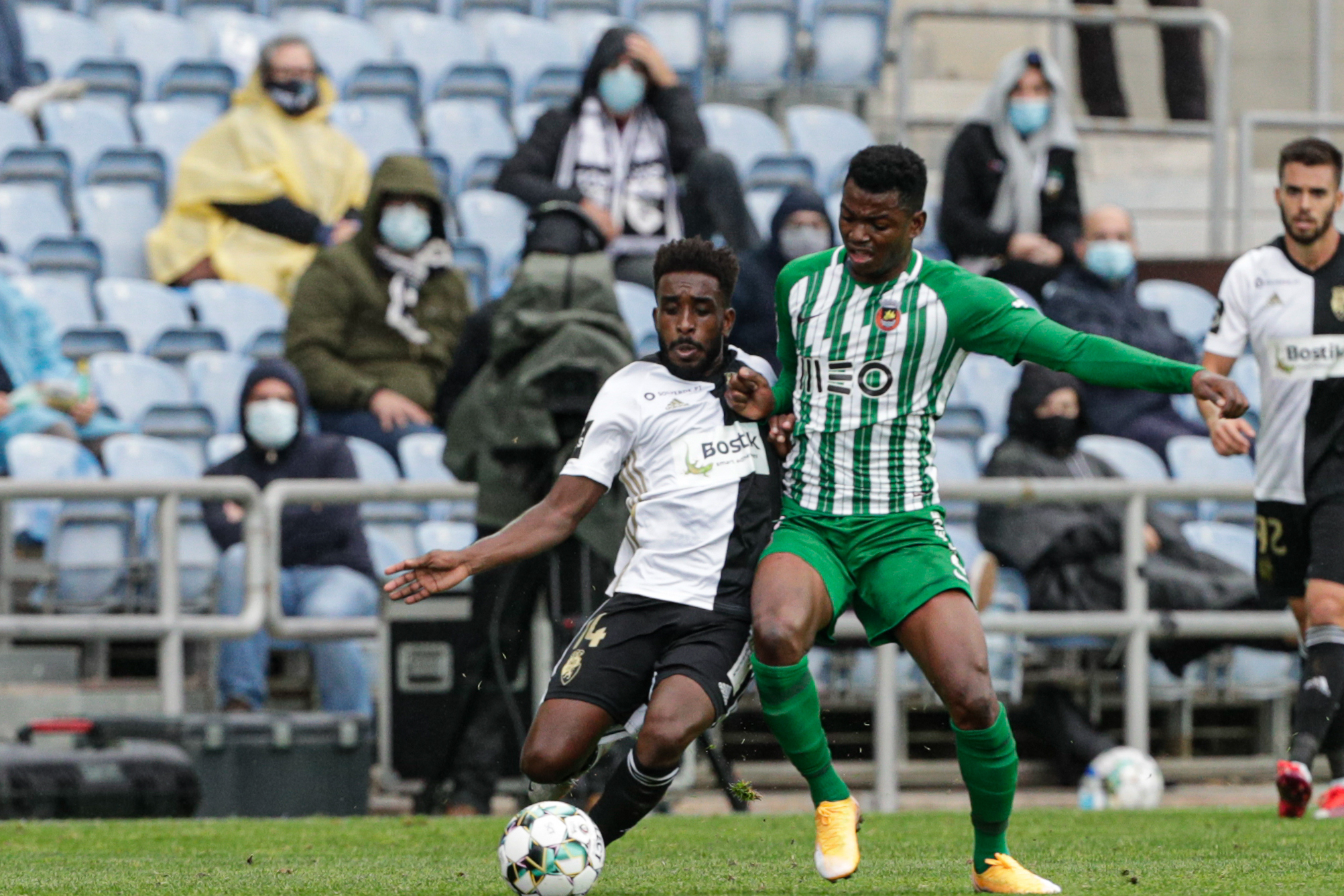Presidente do Farense diz que arbitragem polémica “envergonha” futebol português