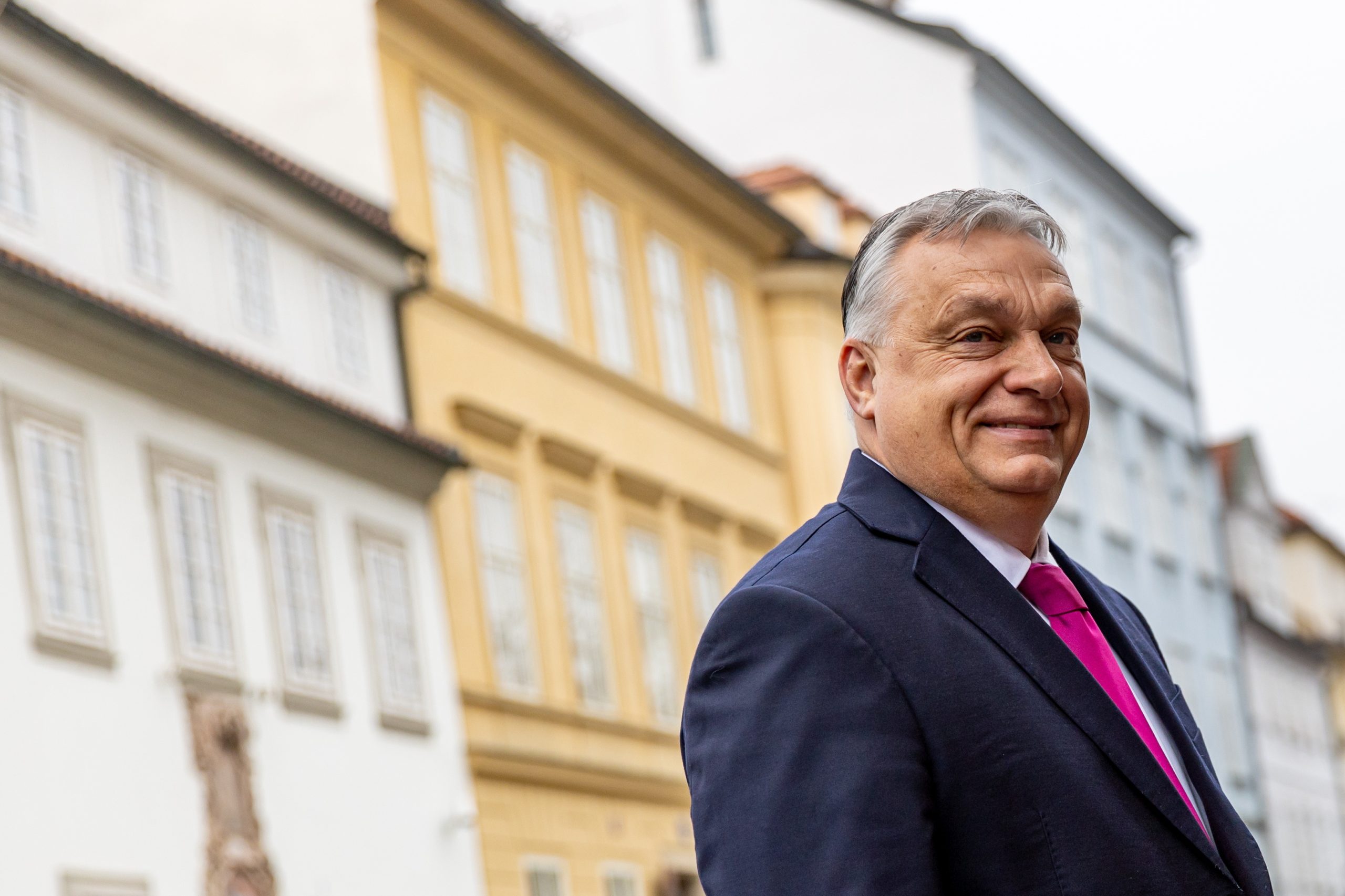 Orbán considera política de Bruxelas “um fracasso” e apela para “novos líderes”