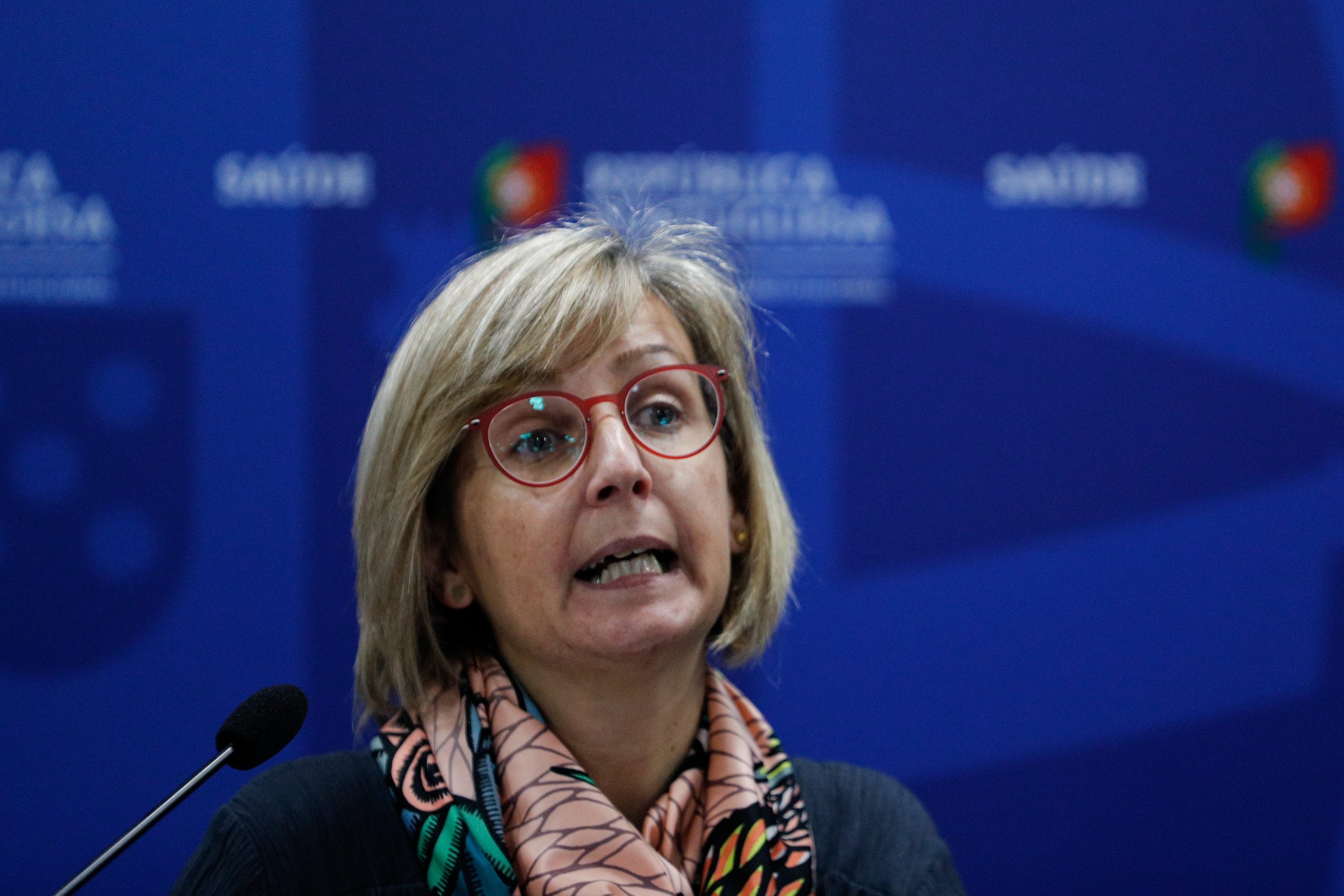 Covid-19: Hospitais cancelam assistência programada a partir da próxima semana