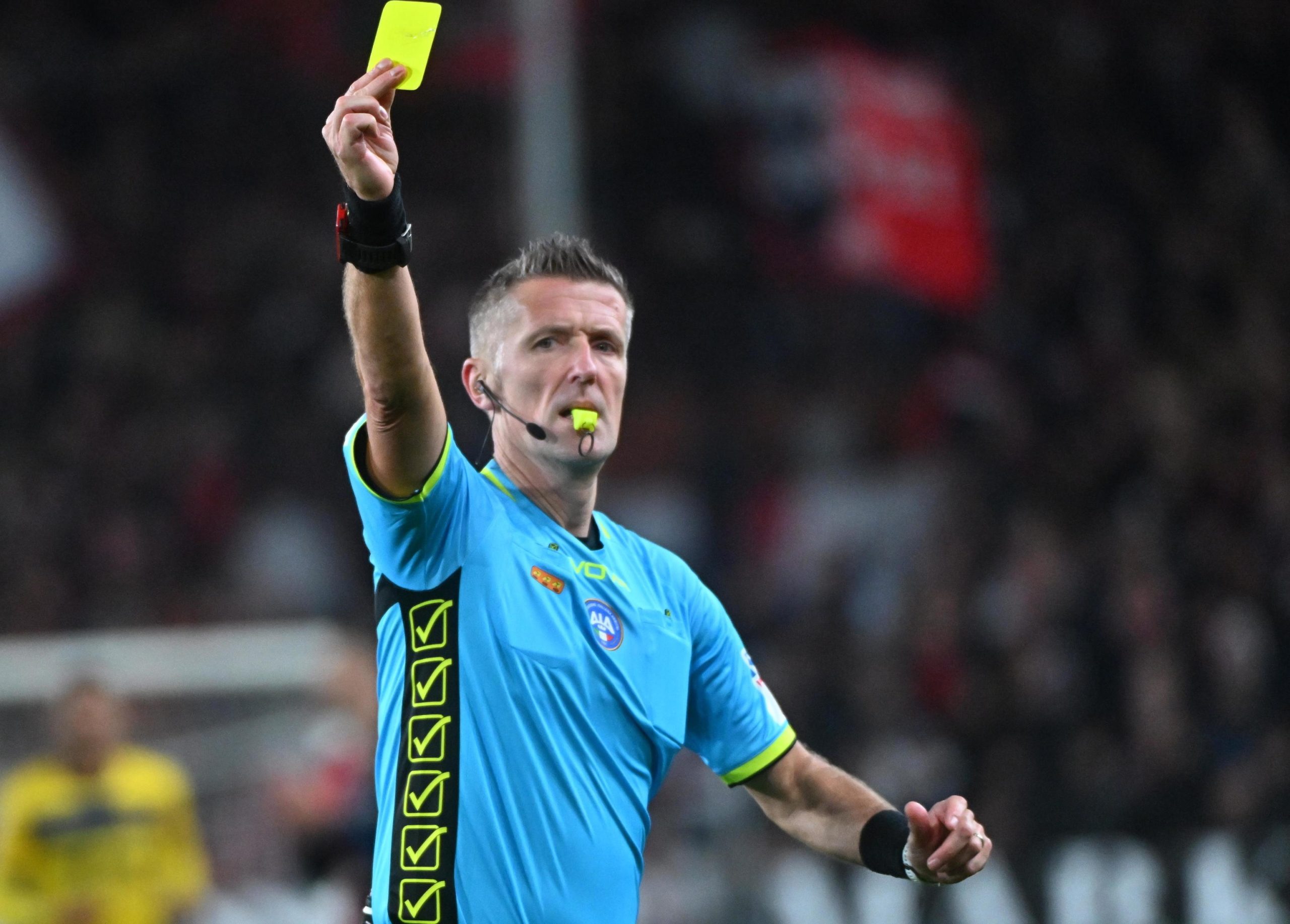 Italiano Daniele Orsato arbitra visita do FC Porto ao FC Barcelona